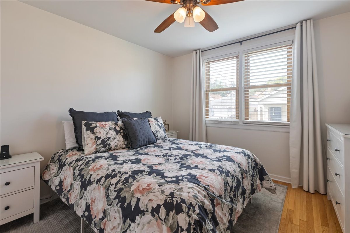 5404 N Natoma Avenue, Chicago, IL 60656