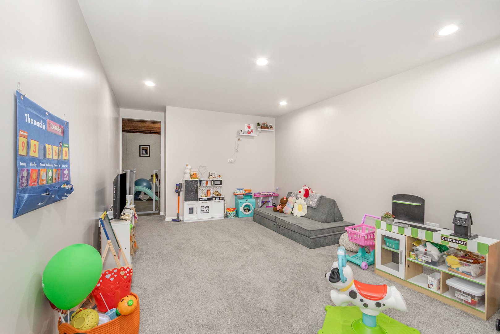 30 Fieldpoint Road, Montgomery, IL 60538