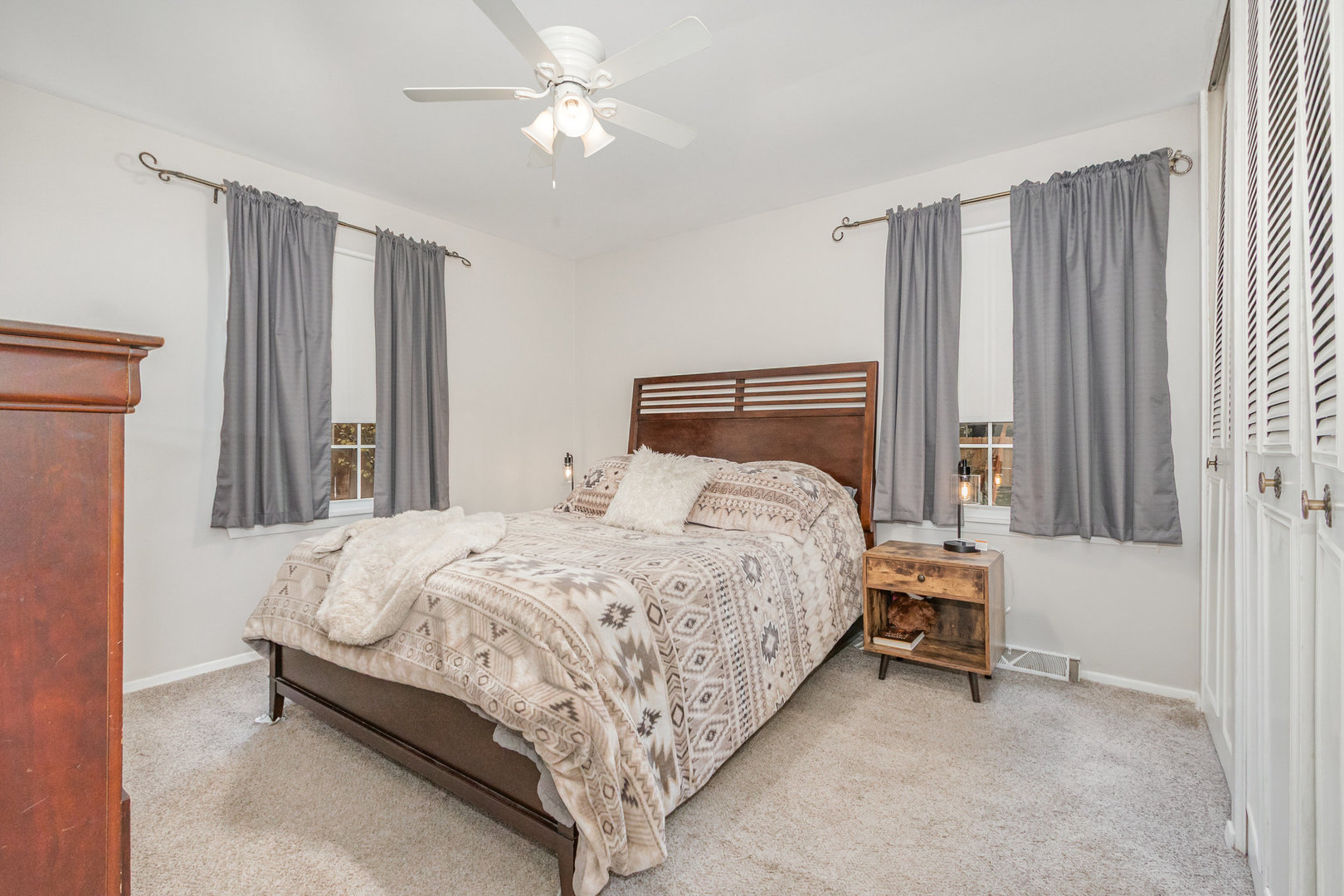 30 Fieldpoint Road, Montgomery, IL 60538