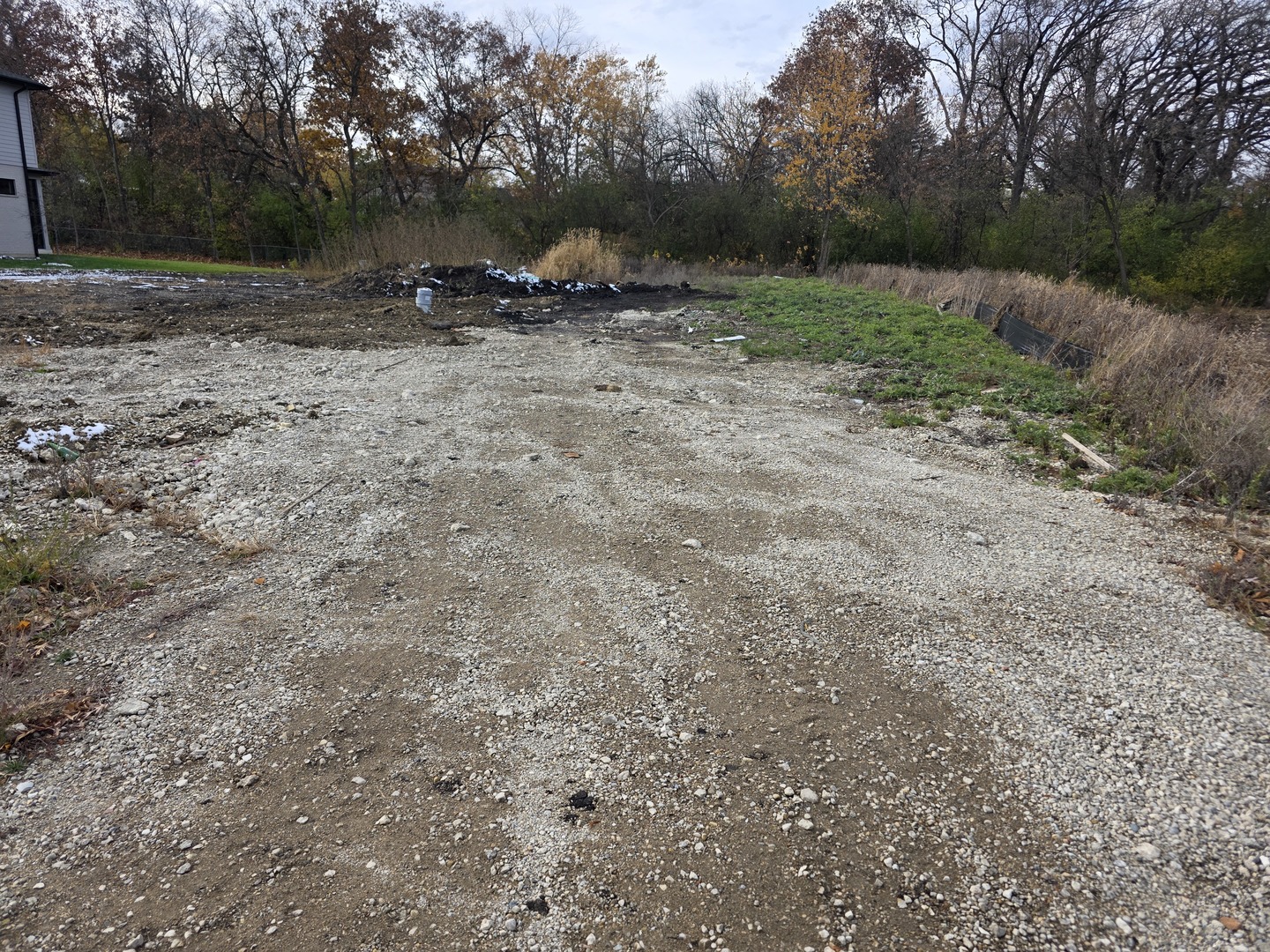 6 Stone Bridge Court, Schaumburg, IL 60193