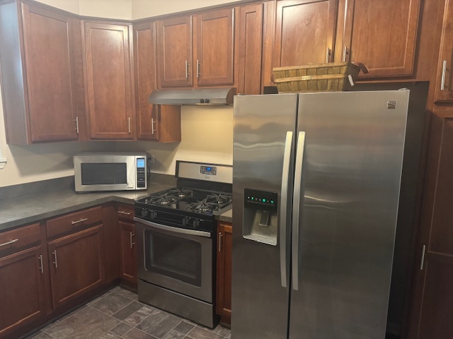 271 S Alder Creek Drive, Romeoville, IL 60446