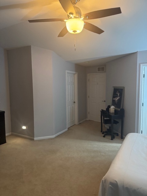 271 S Alder Creek Drive, Romeoville, IL 60446