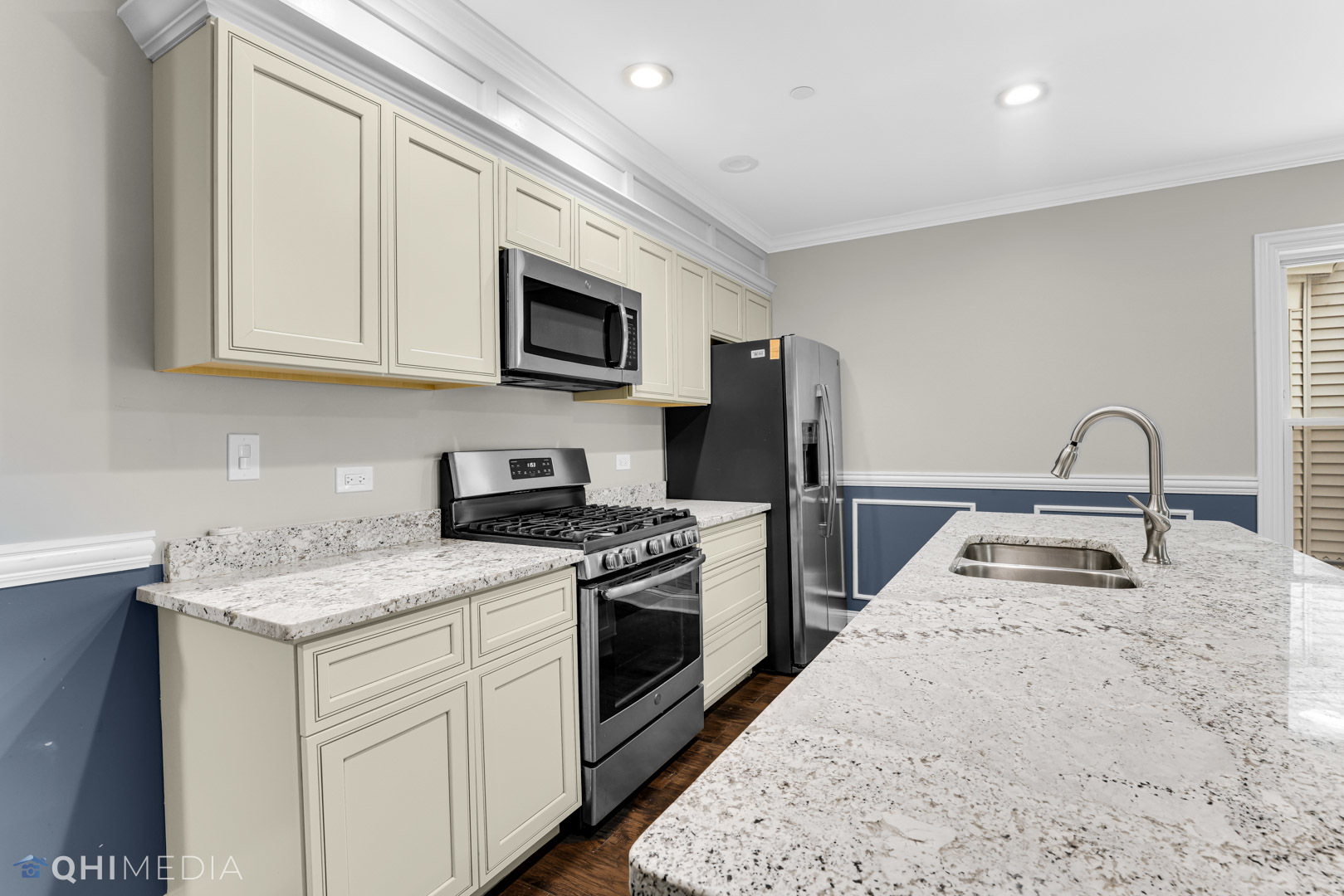 19 Augusta Street, Oak Park, IL 60302