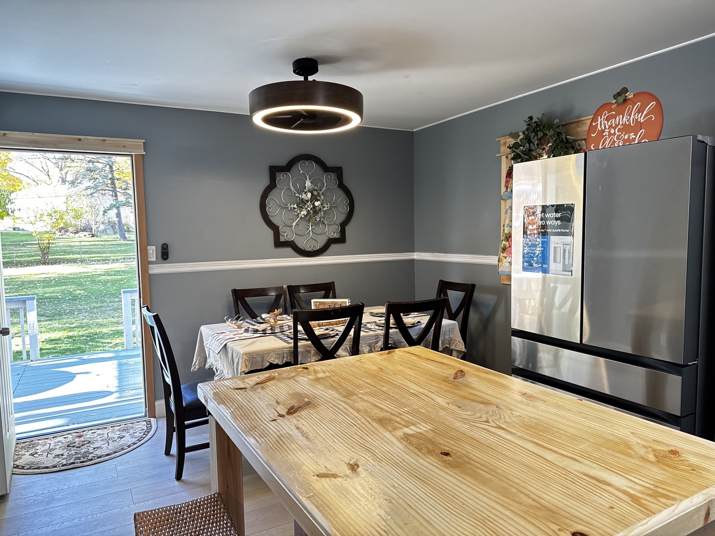 327 Tulsa Avenue, Carpentersville, IL 60110