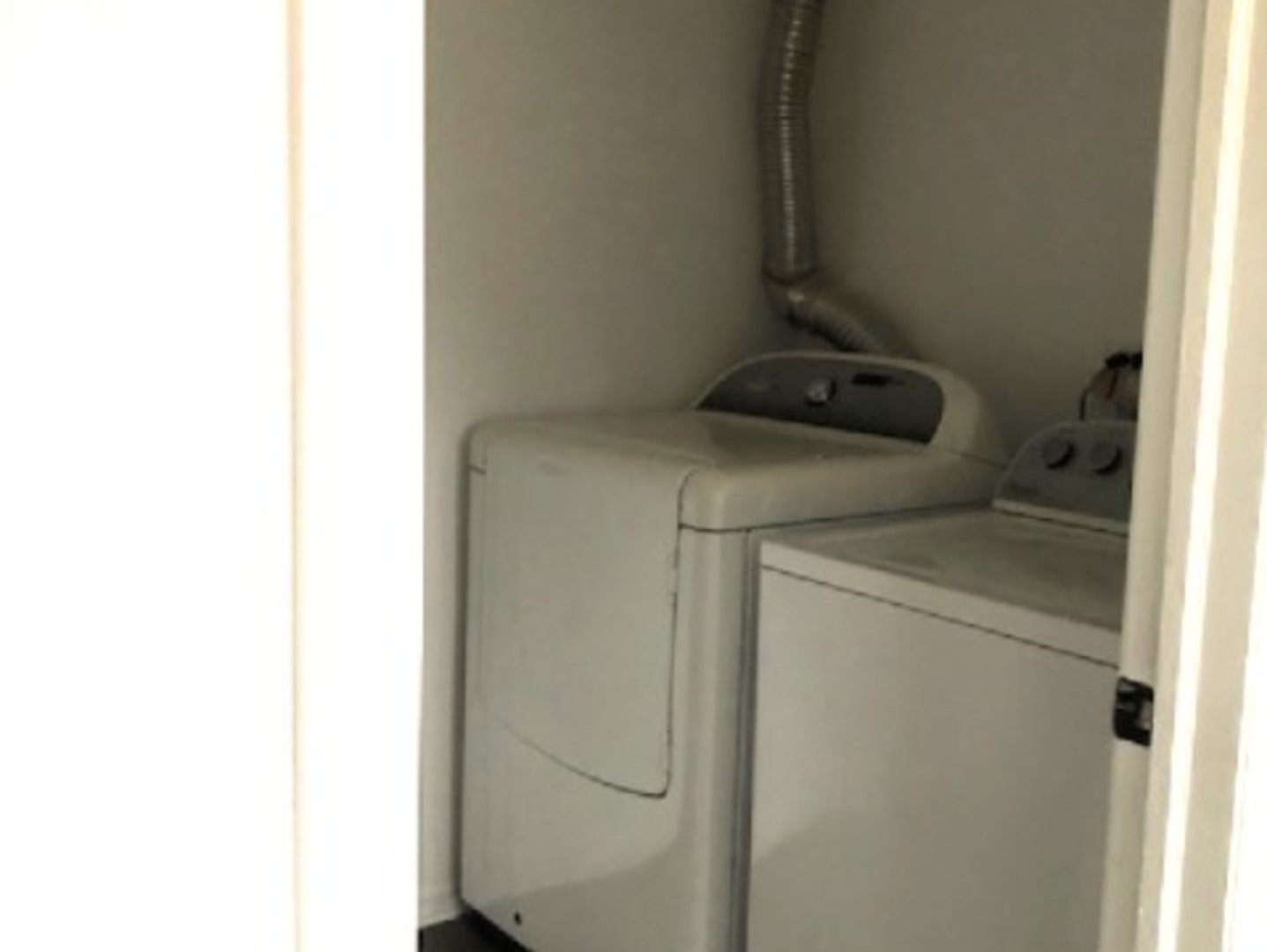 1943 Ozark Parkway #1943, Algonquin, IL 60102