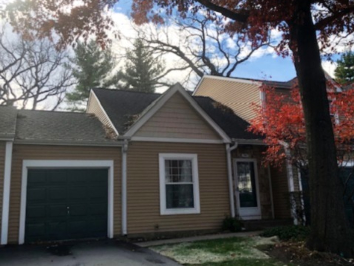 1943 Ozark Parkway #1943, Algonquin, IL 60102