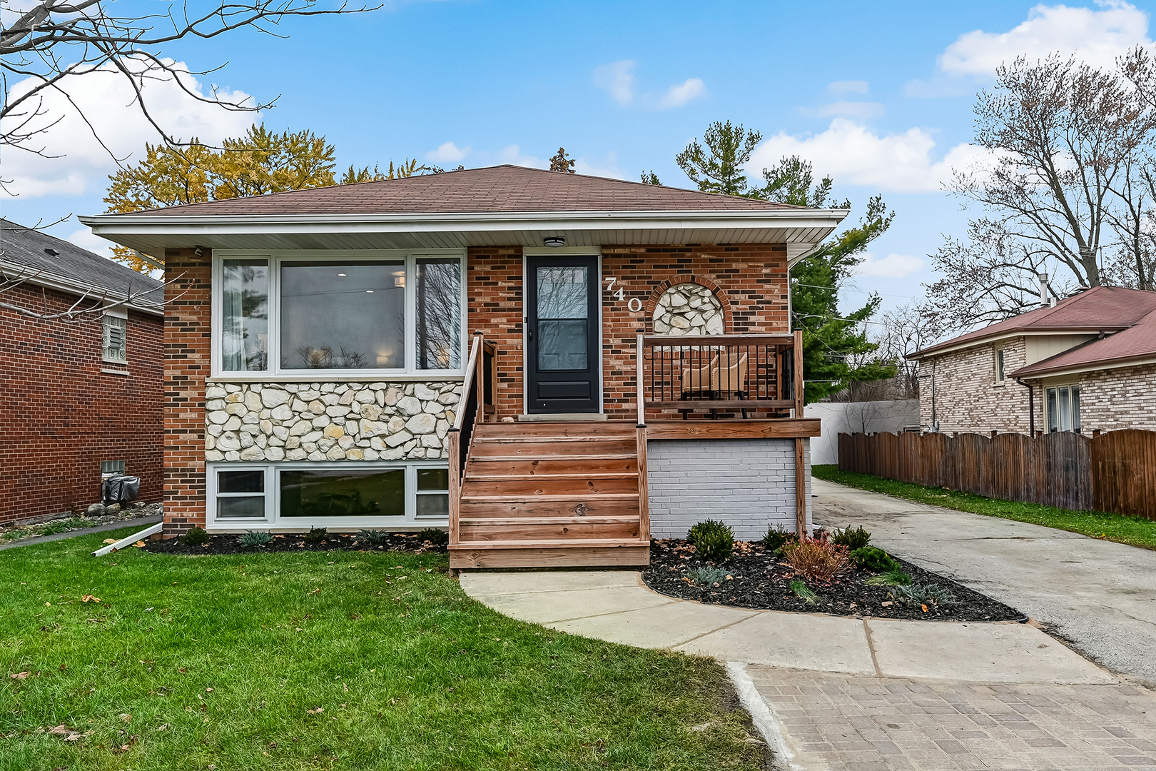 740 East Avenue, La Grange, IL 60525