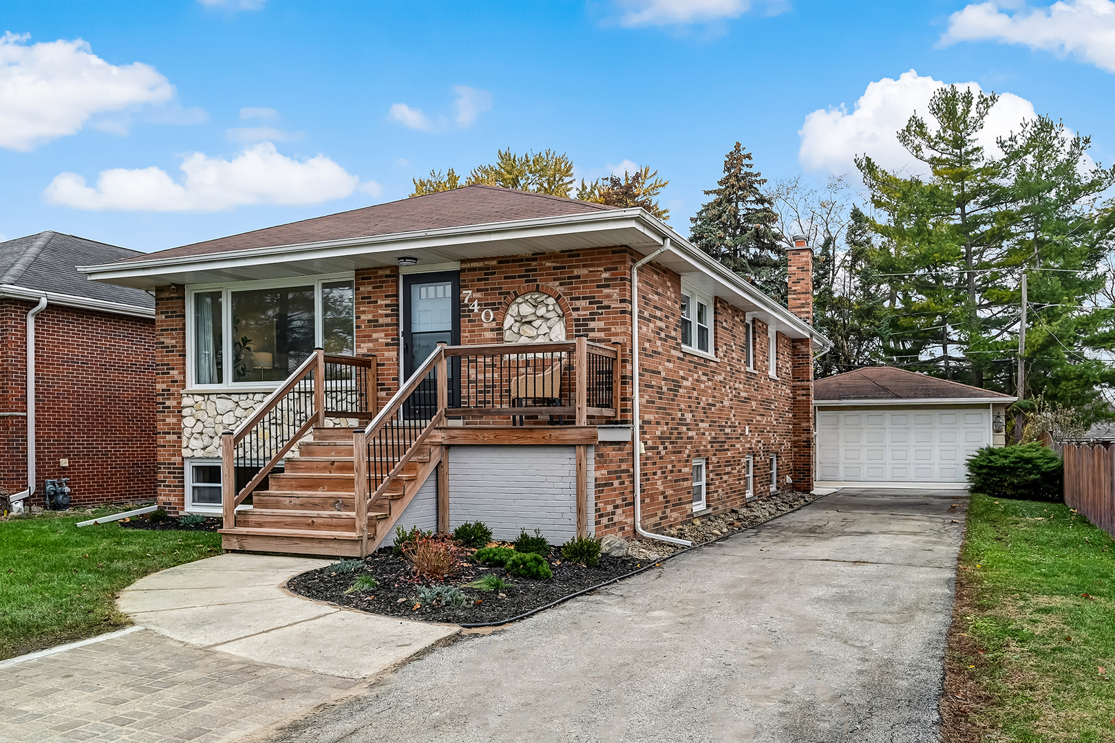 740 East Avenue, La Grange, IL 60525