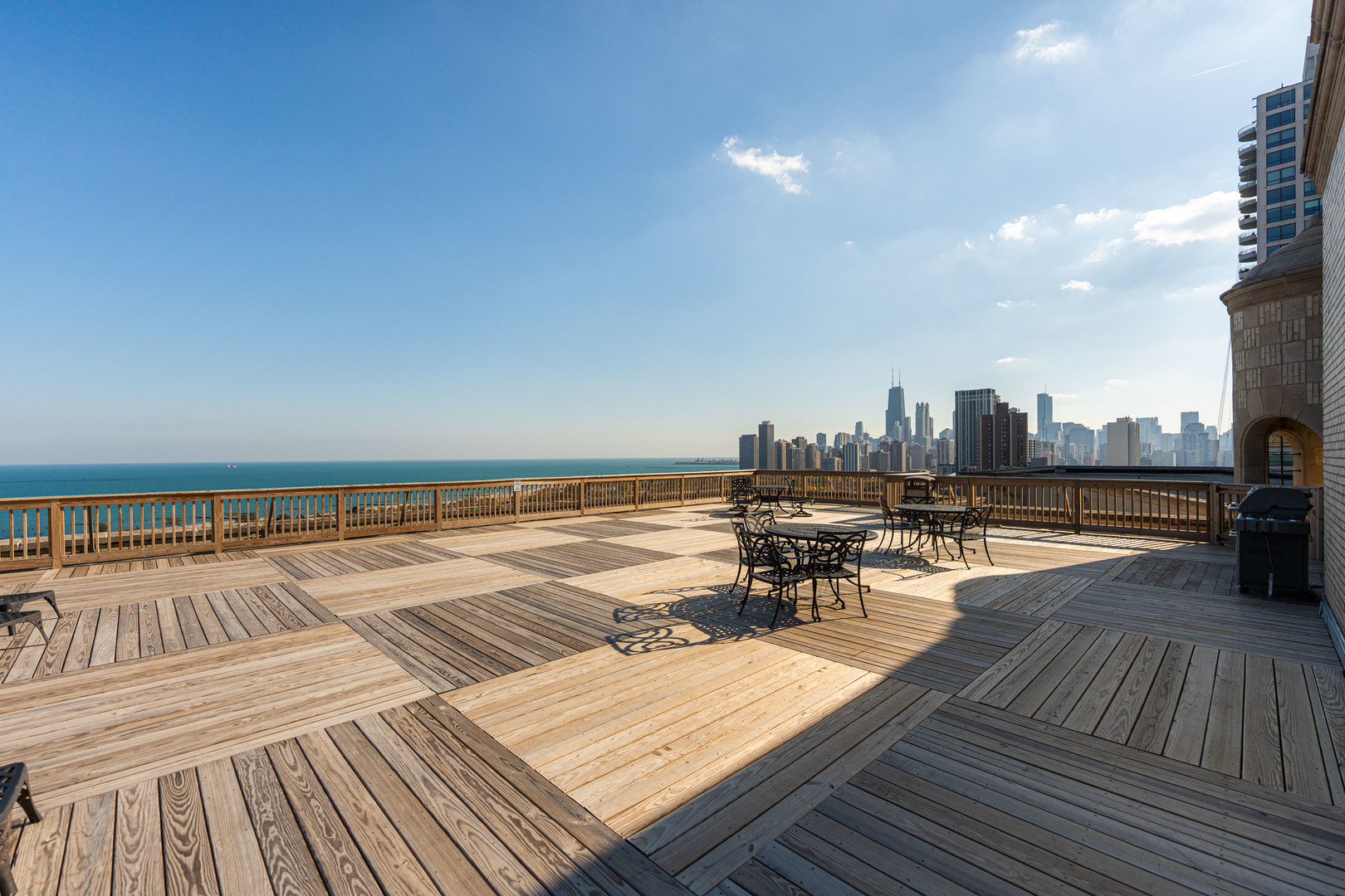 2000 N Lincoln Park West Parkway #607, Chicago, IL 60614