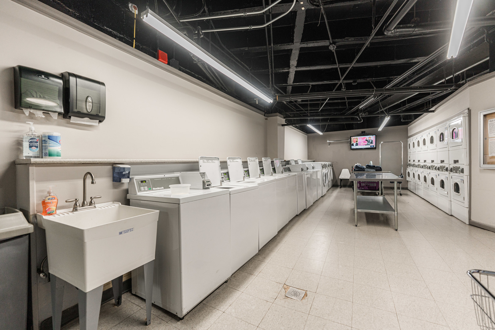 2000 N Lincoln Park West Parkway #607, Chicago, IL 60614