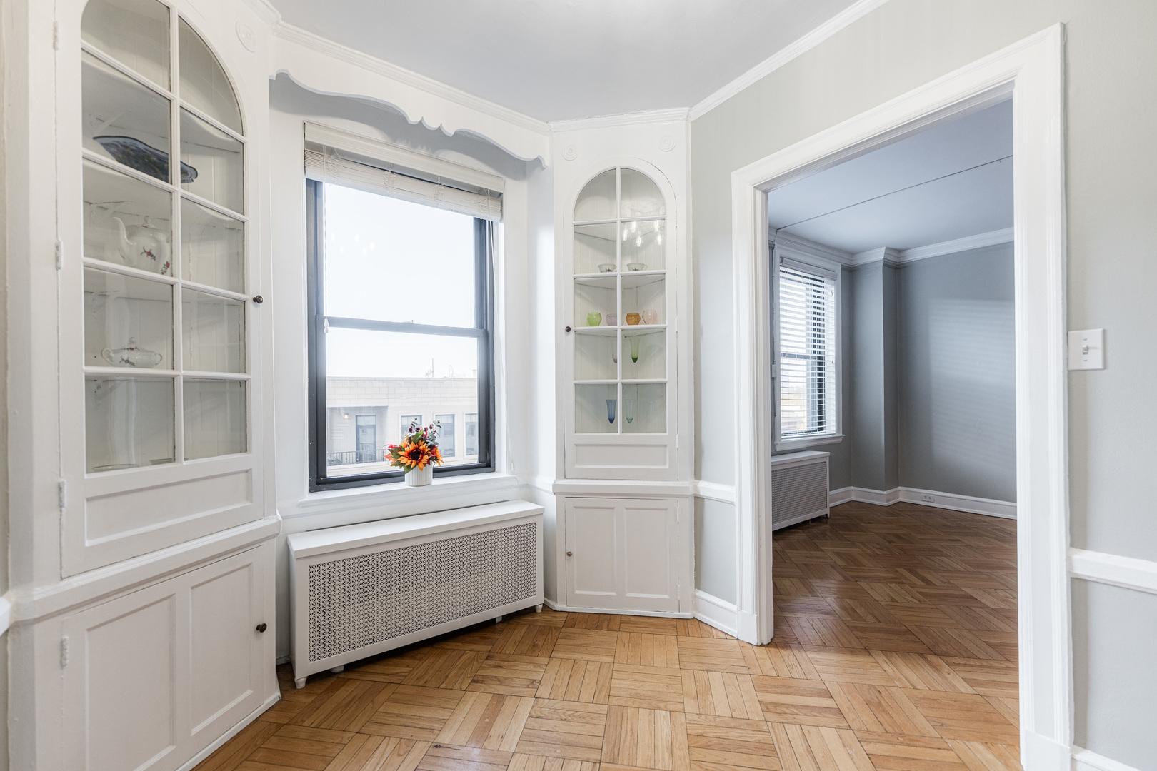 2000 N Lincoln Park West Parkway #607, Chicago, IL 60614