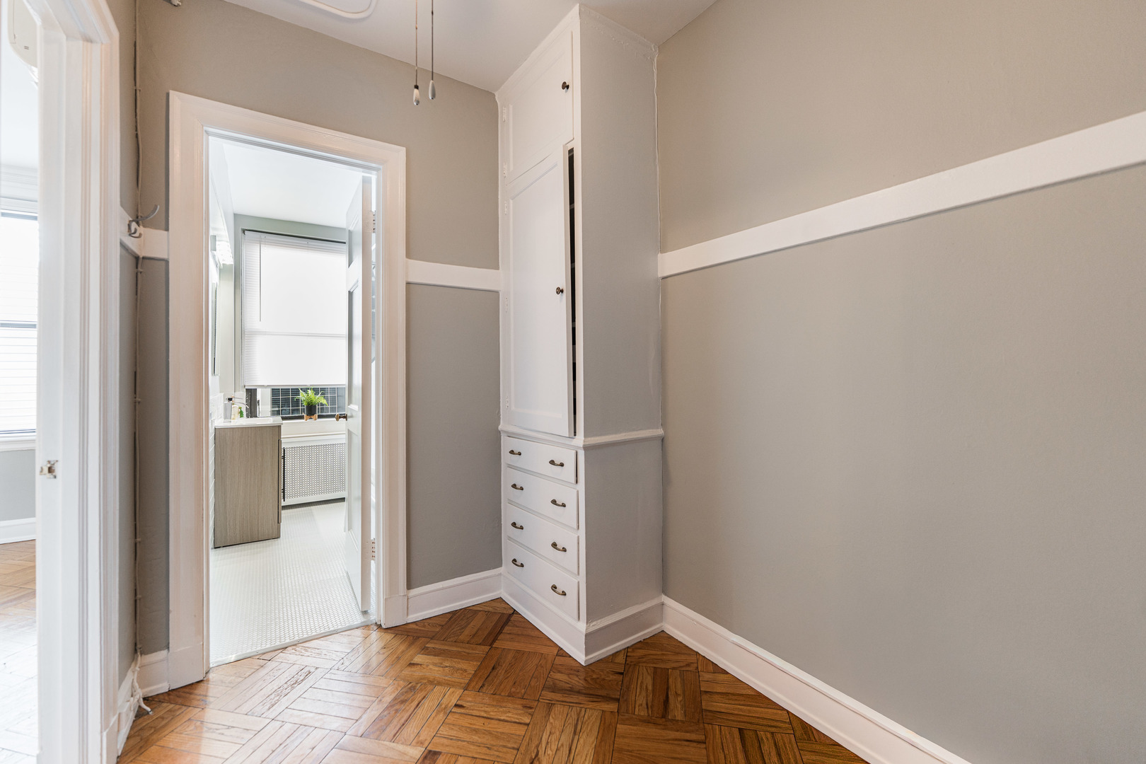 2000 N Lincoln Park West Parkway #607, Chicago, IL 60614