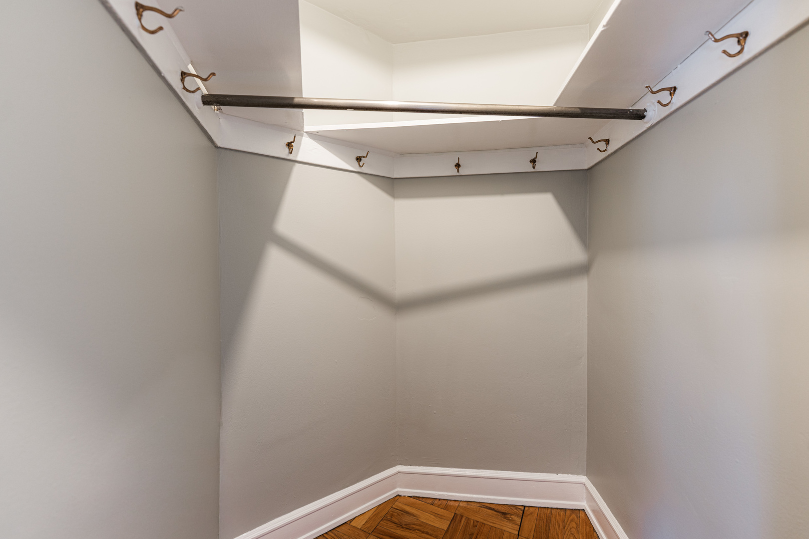 2000 N Lincoln Park West Parkway #607, Chicago, IL 60614