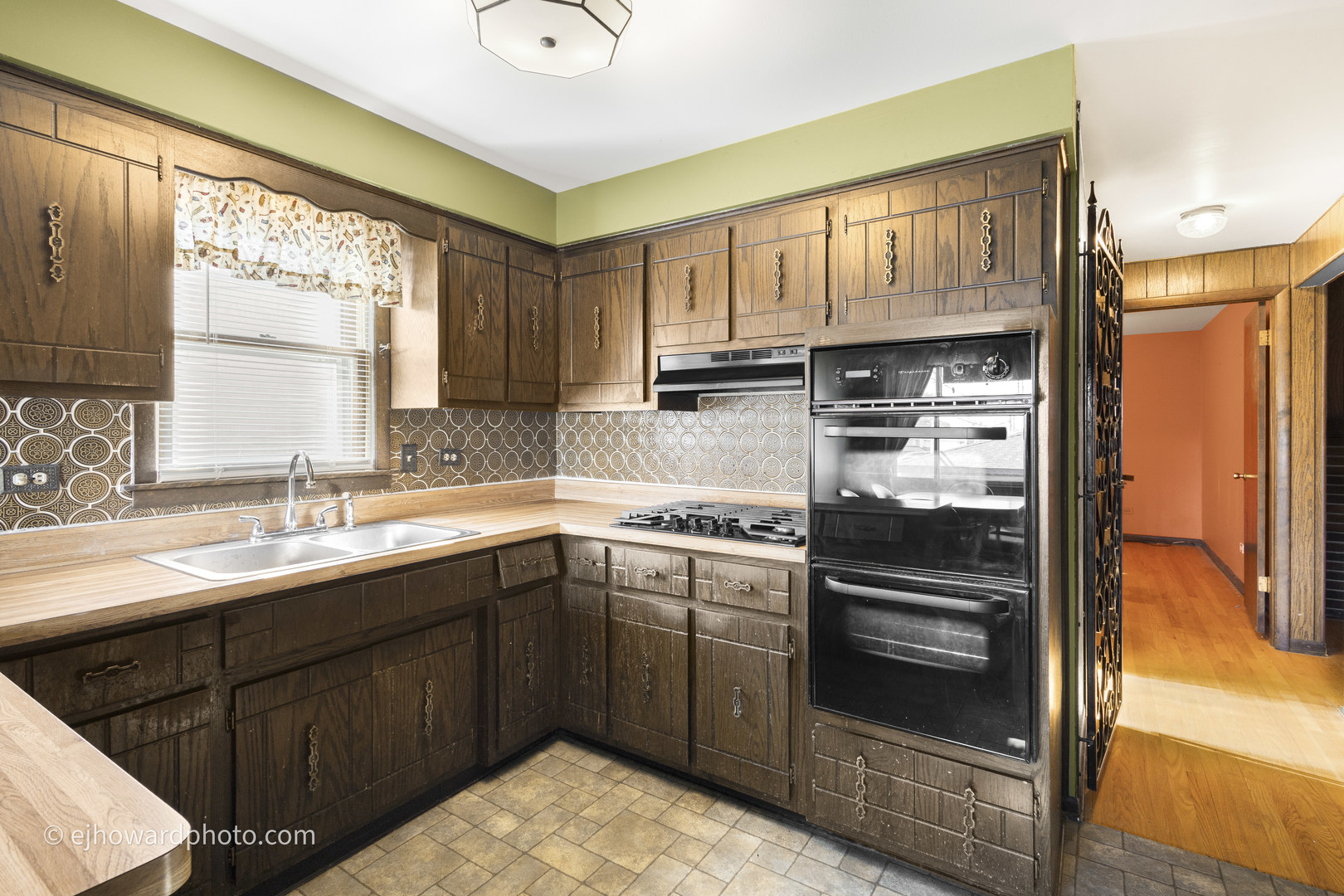 679 Manistee Avenue, Calumet City, IL 60409