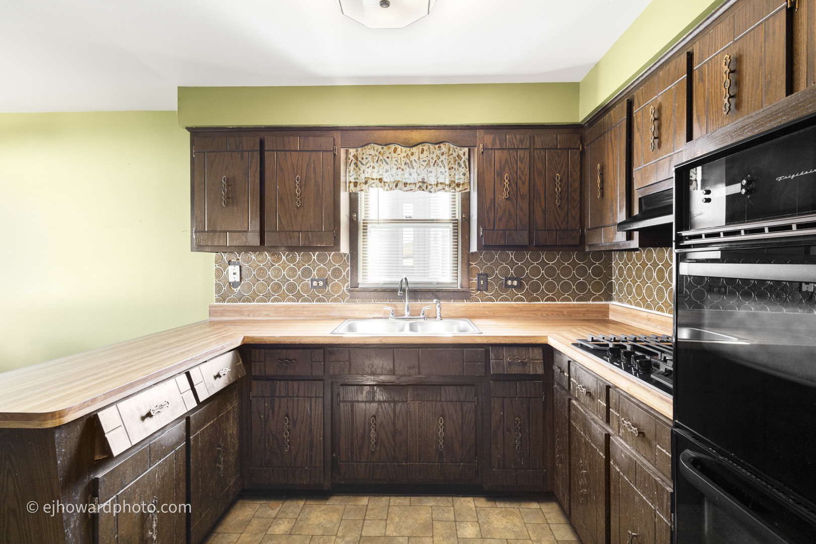 679 Manistee Avenue, Calumet City, IL 60409