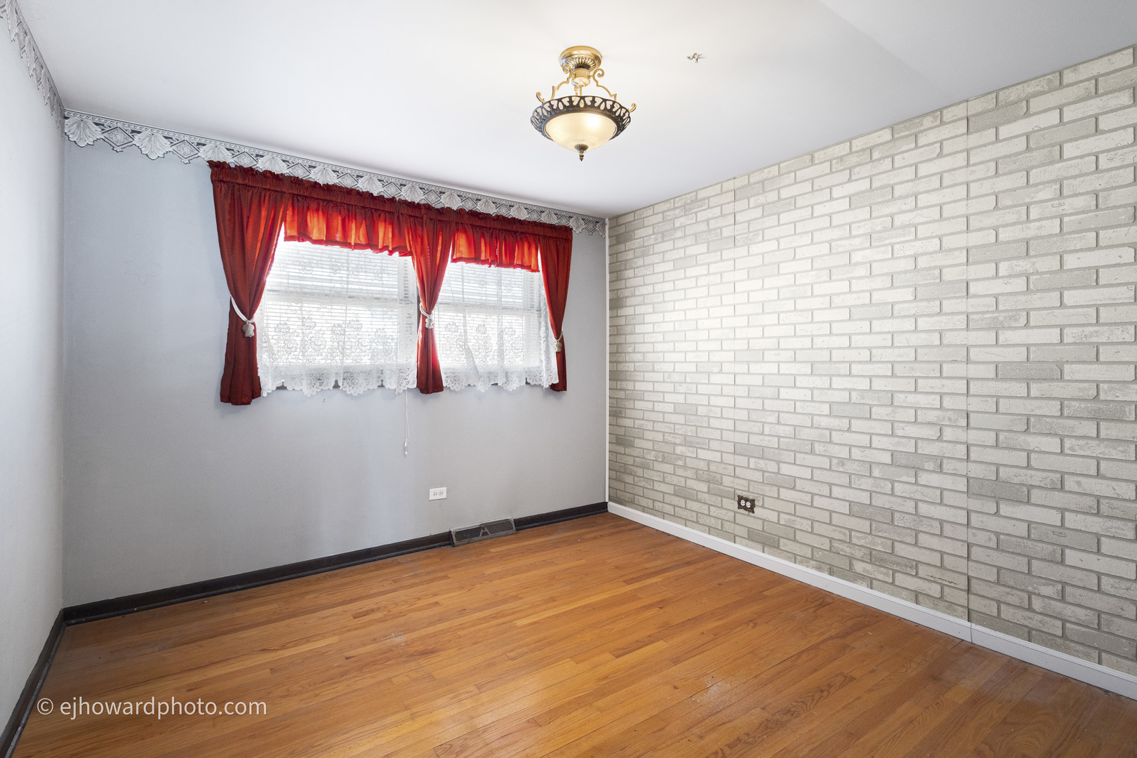 679 Manistee Avenue, Calumet City, IL 60409