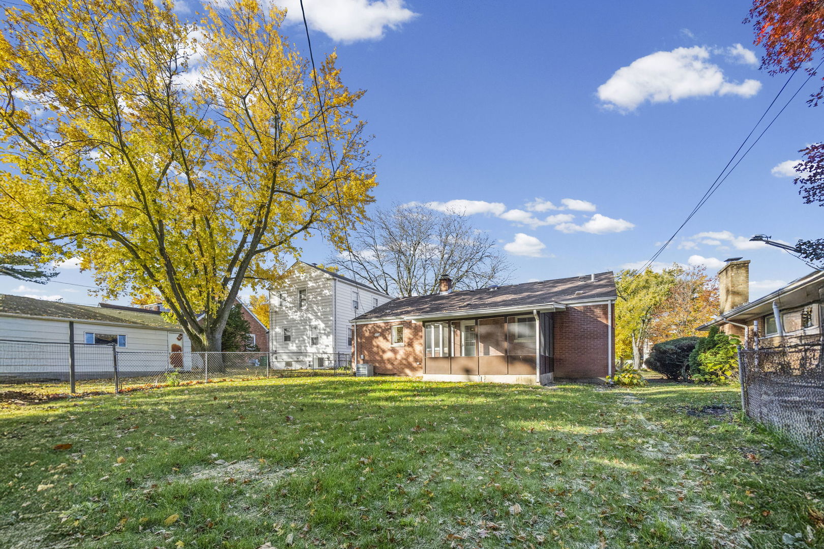 1307 Highridge Parkway, Westchester, IL 60154