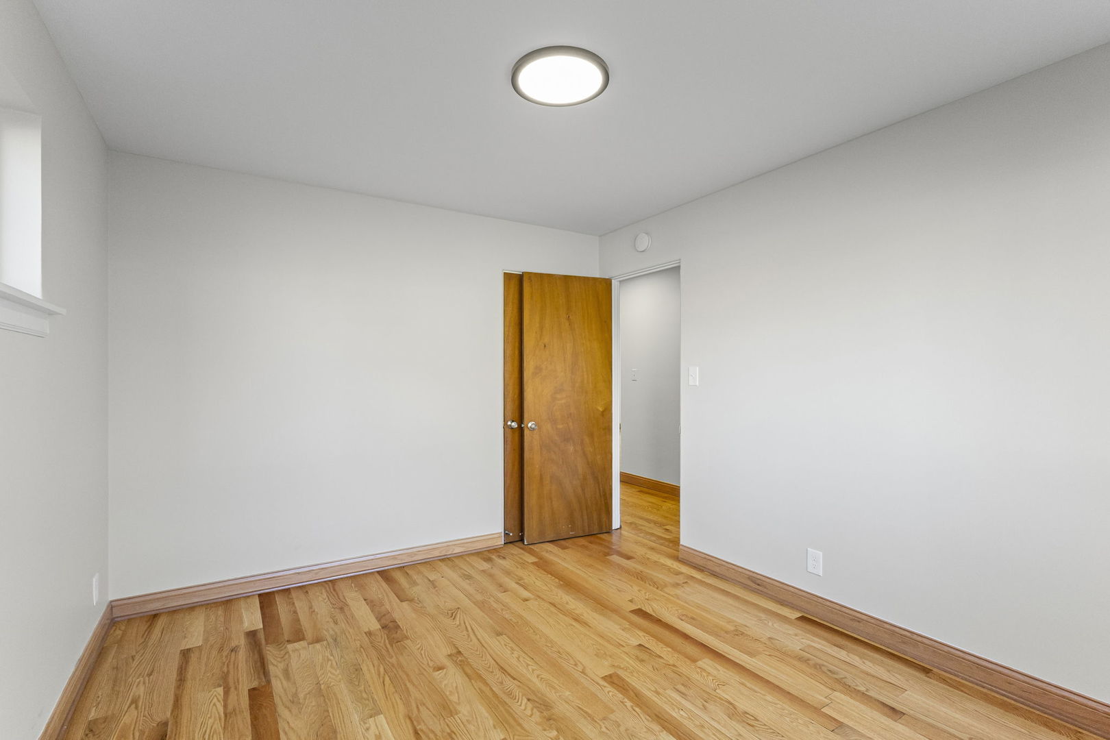 1307 Highridge Parkway, Westchester, IL 60154