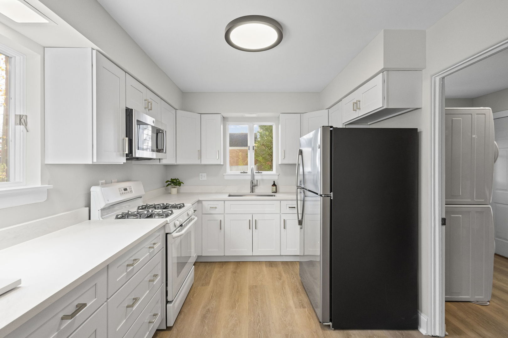 1307 Highridge Parkway, Westchester, IL 60154