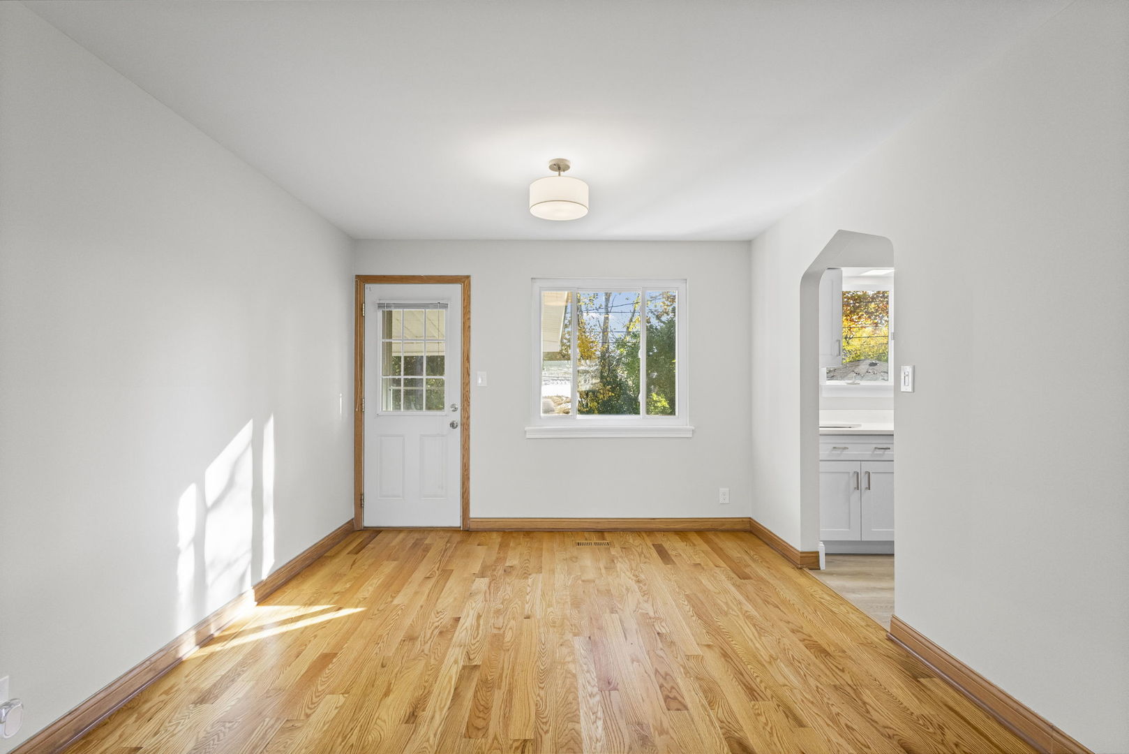 1307 Highridge Parkway, Westchester, IL 60154