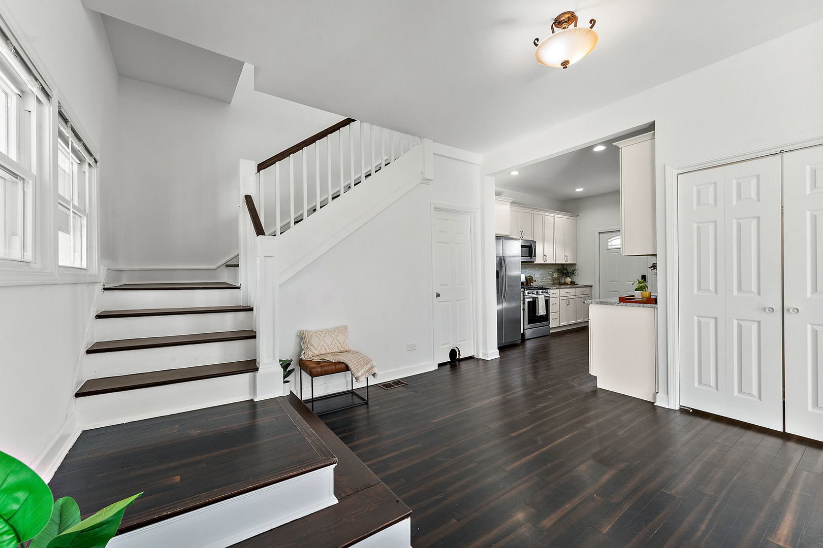 401 S 18th Avenue, Maywood, IL 60153