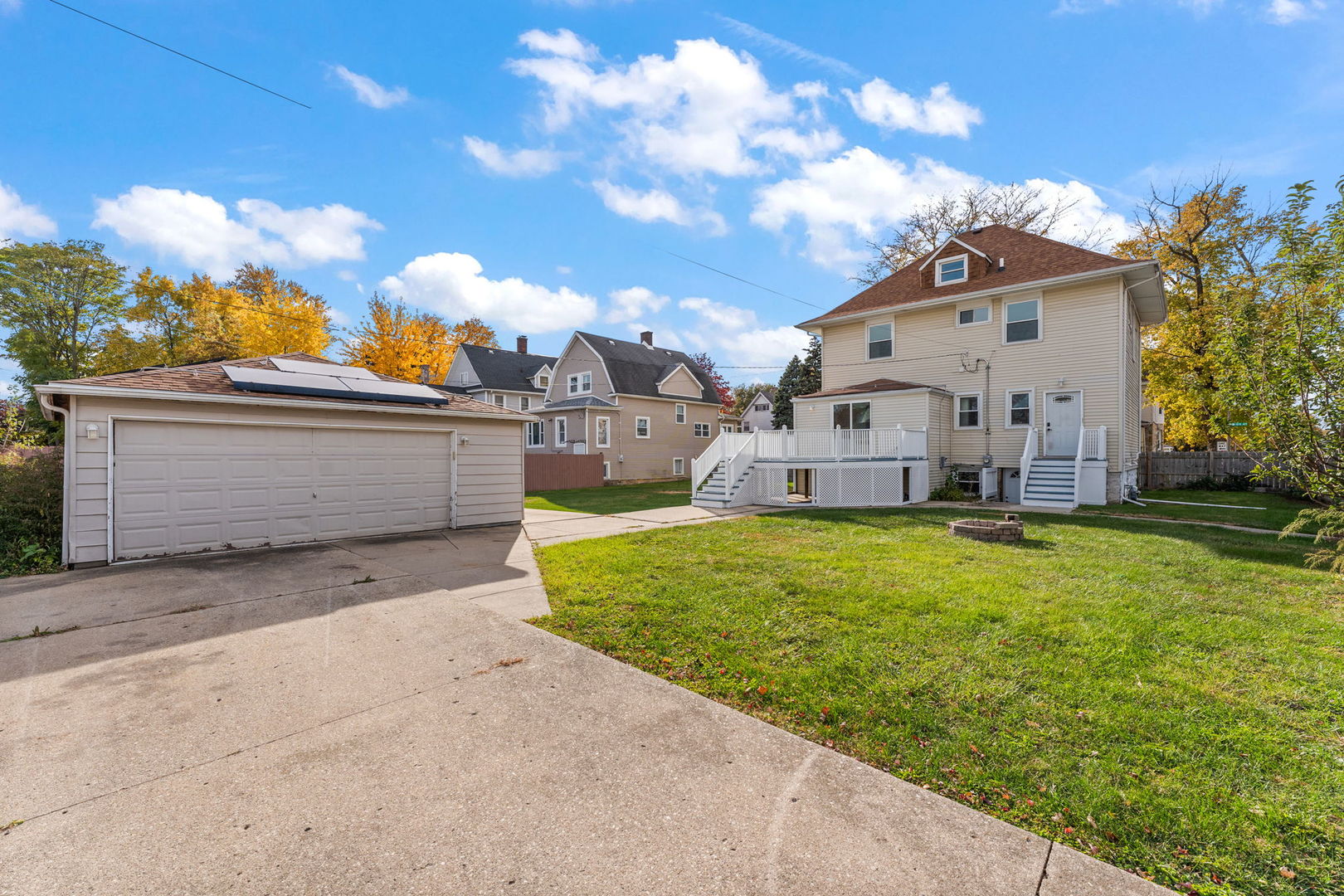 401 S 18th Avenue, Maywood, IL 60153