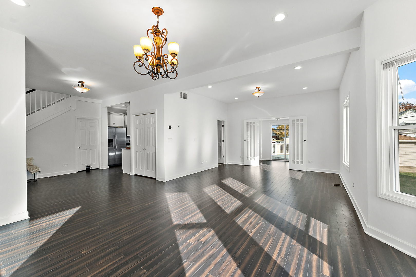 401 S 18th Avenue, Maywood, IL 60153