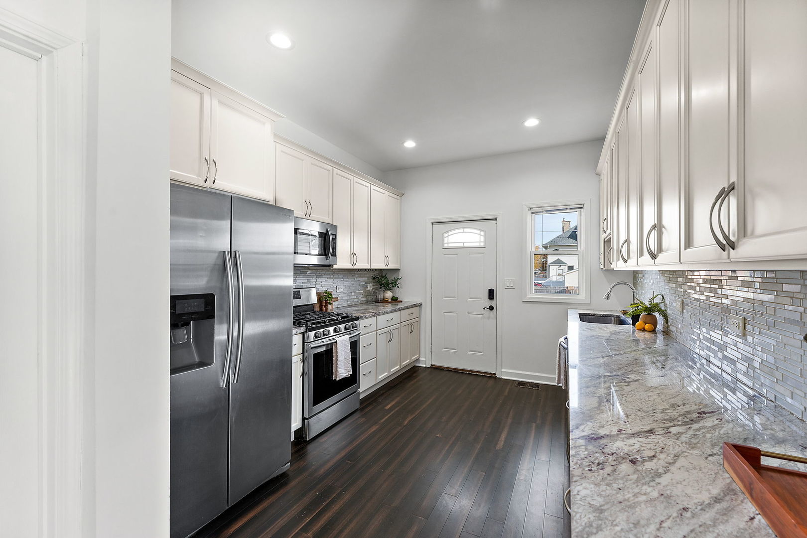 401 S 18th Avenue, Maywood, IL 60153