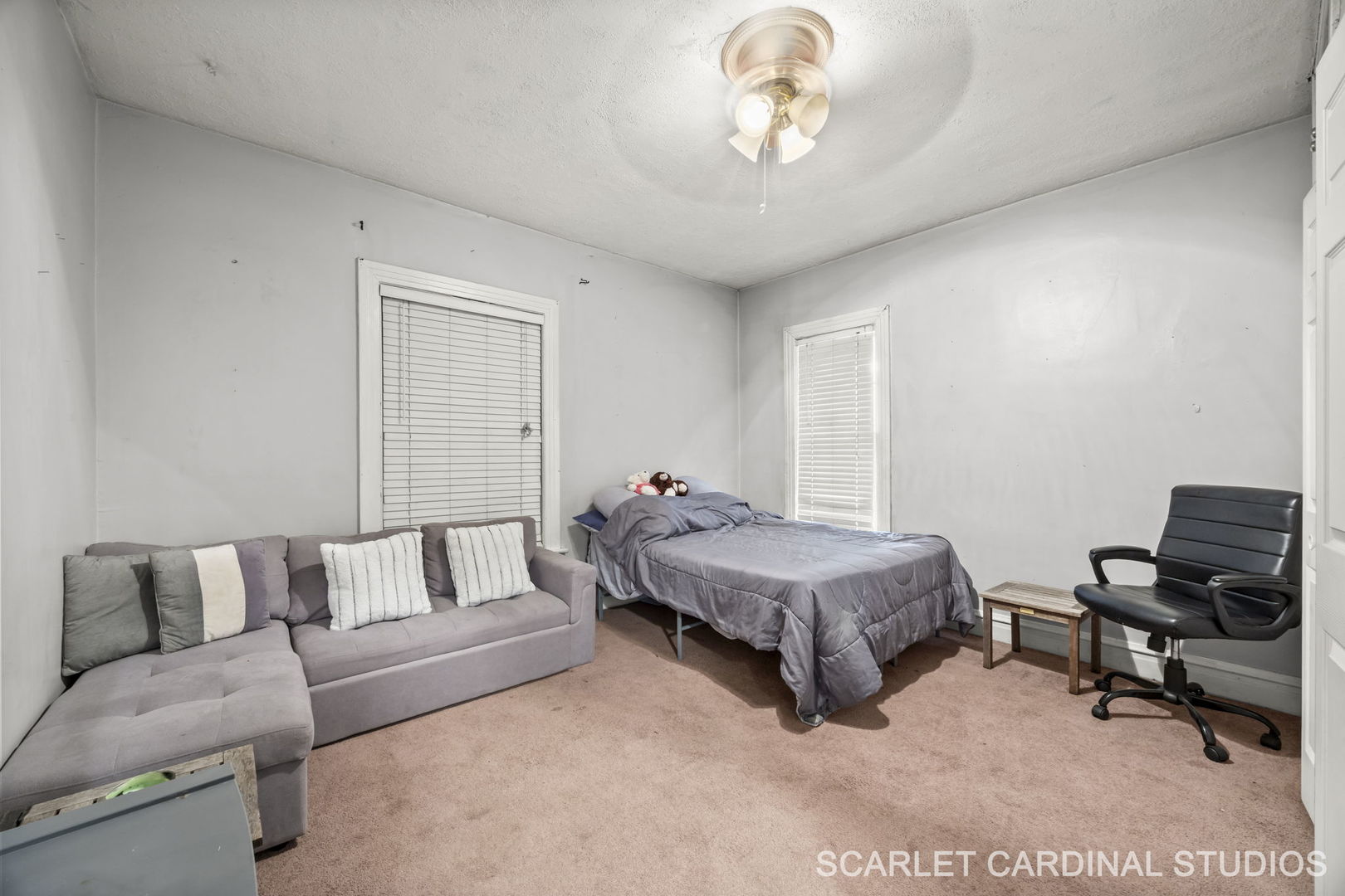 250 N Raynor Avenue, Joliet, IL 60435