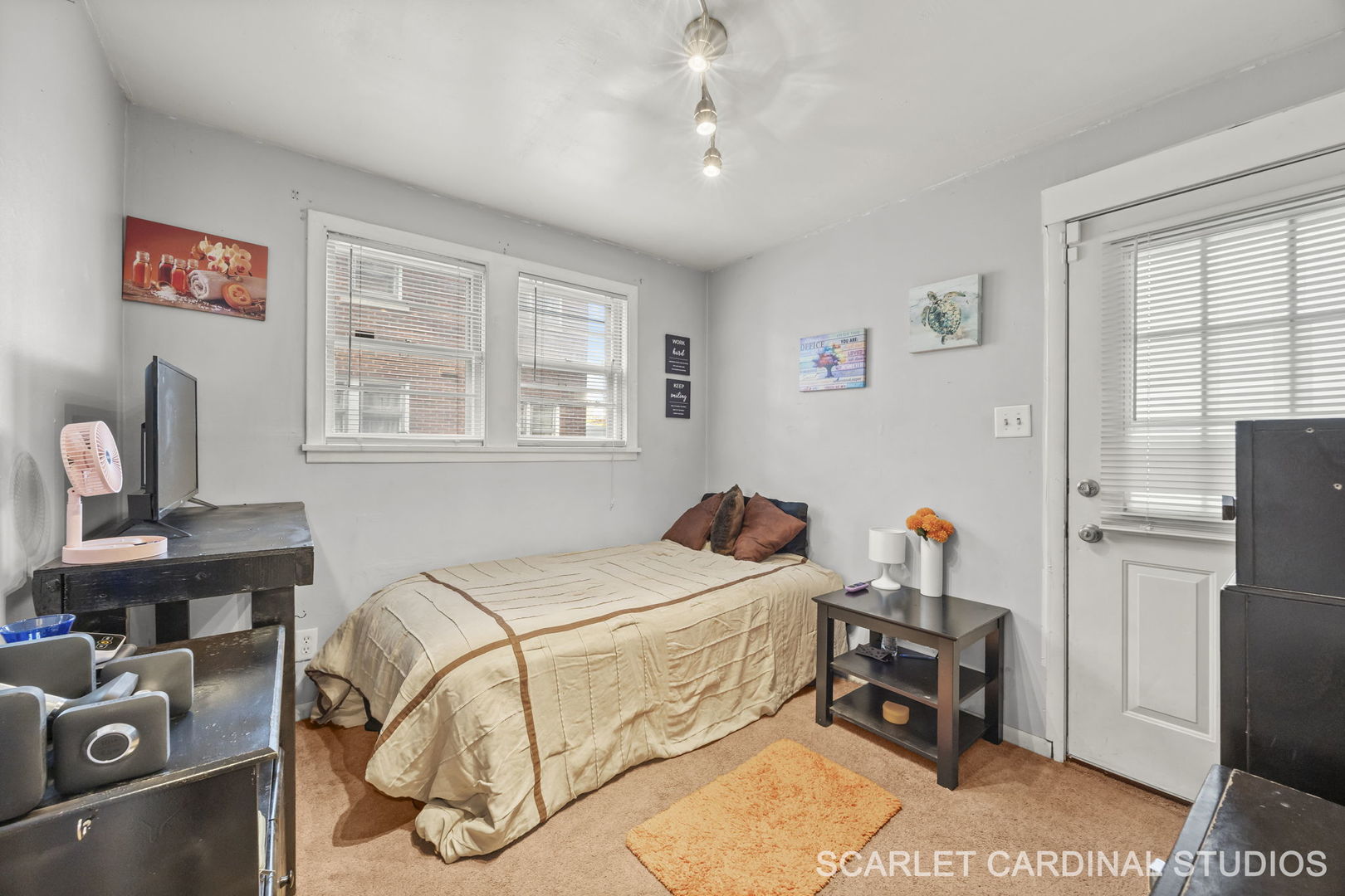 250 N Raynor Avenue, Joliet, IL 60435