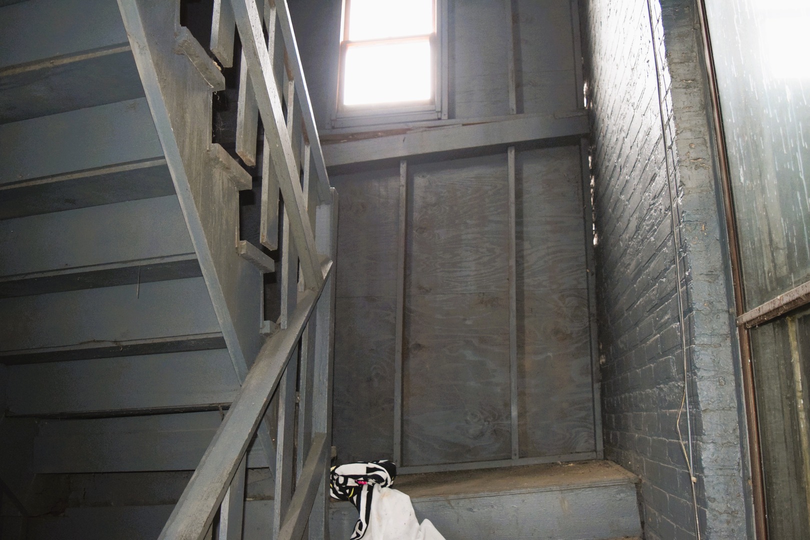 4252 W Gladys Avenue, Chicago, IL 60624