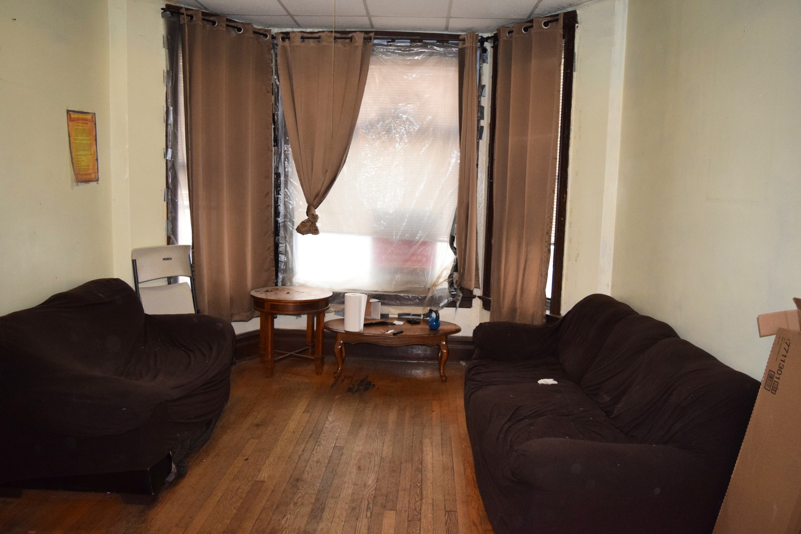 4252 W Gladys Avenue, Chicago, IL 60624