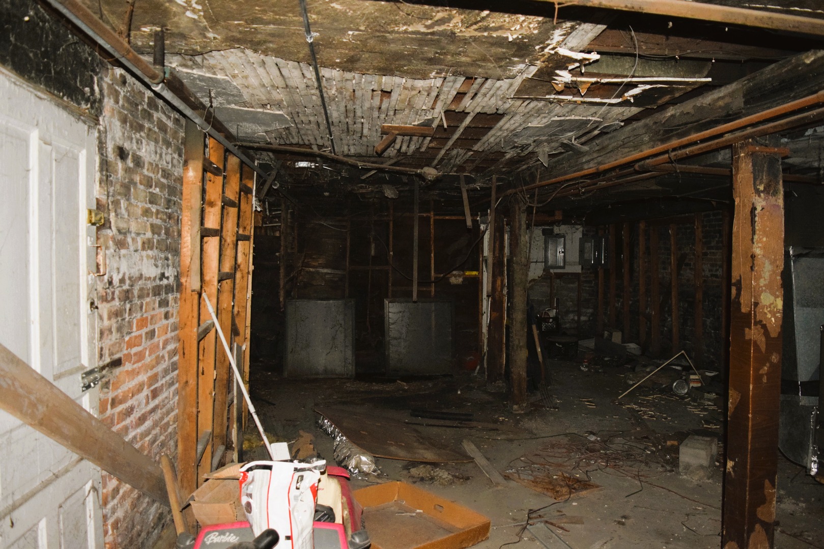 4252 W Gladys Avenue, Chicago, IL 60624