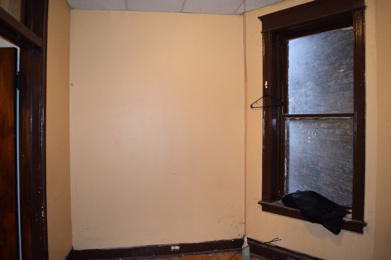 4252 W Gladys Avenue, Chicago, IL 60624