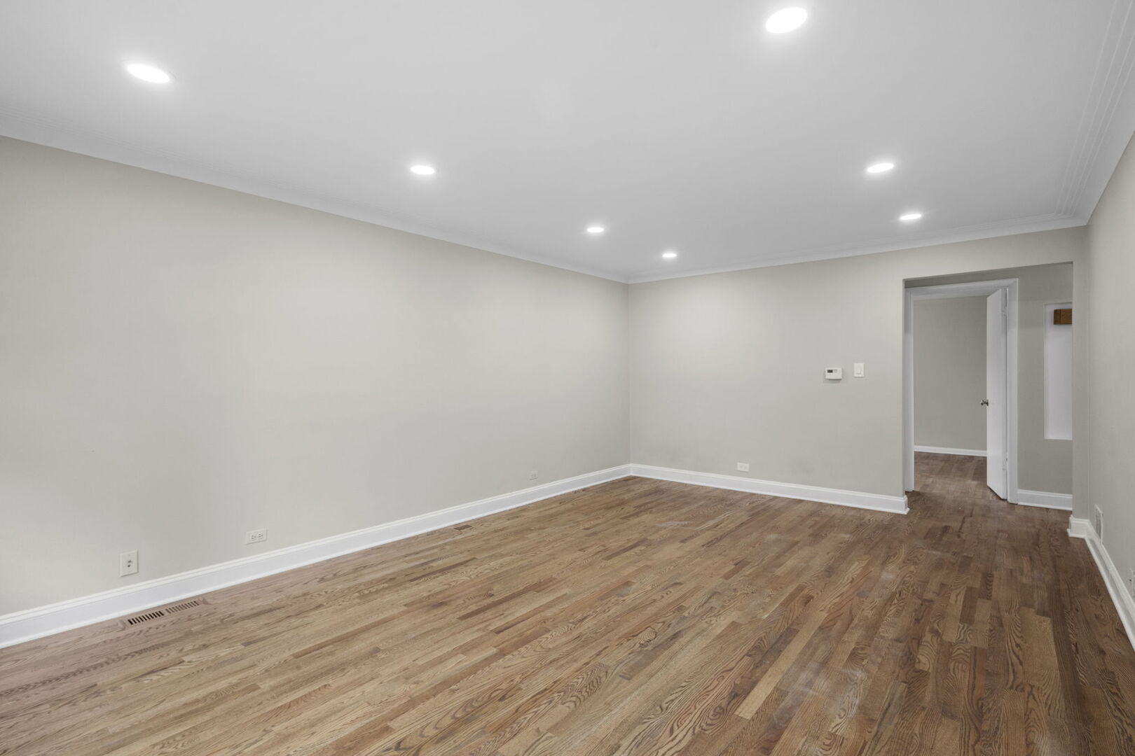 10624 Lawler Avenue, Oak Lawn, IL 60453