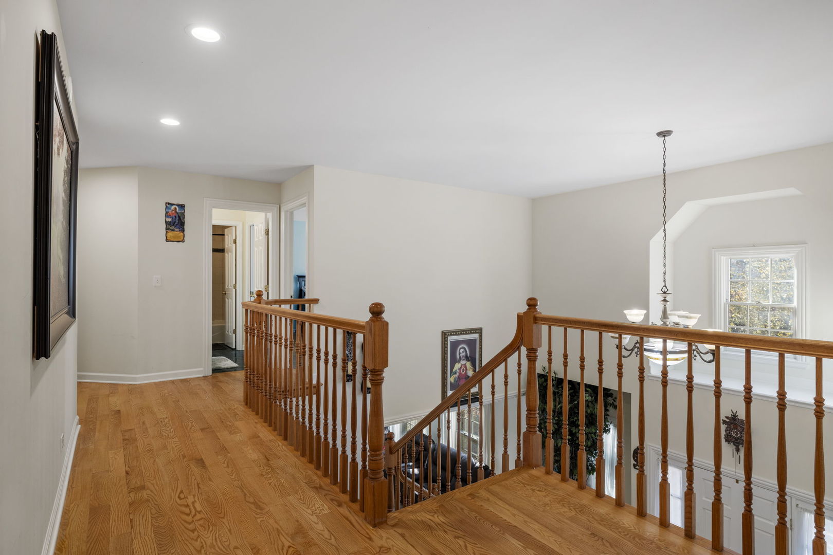 725 Heath Court, Westmont, IL 60559