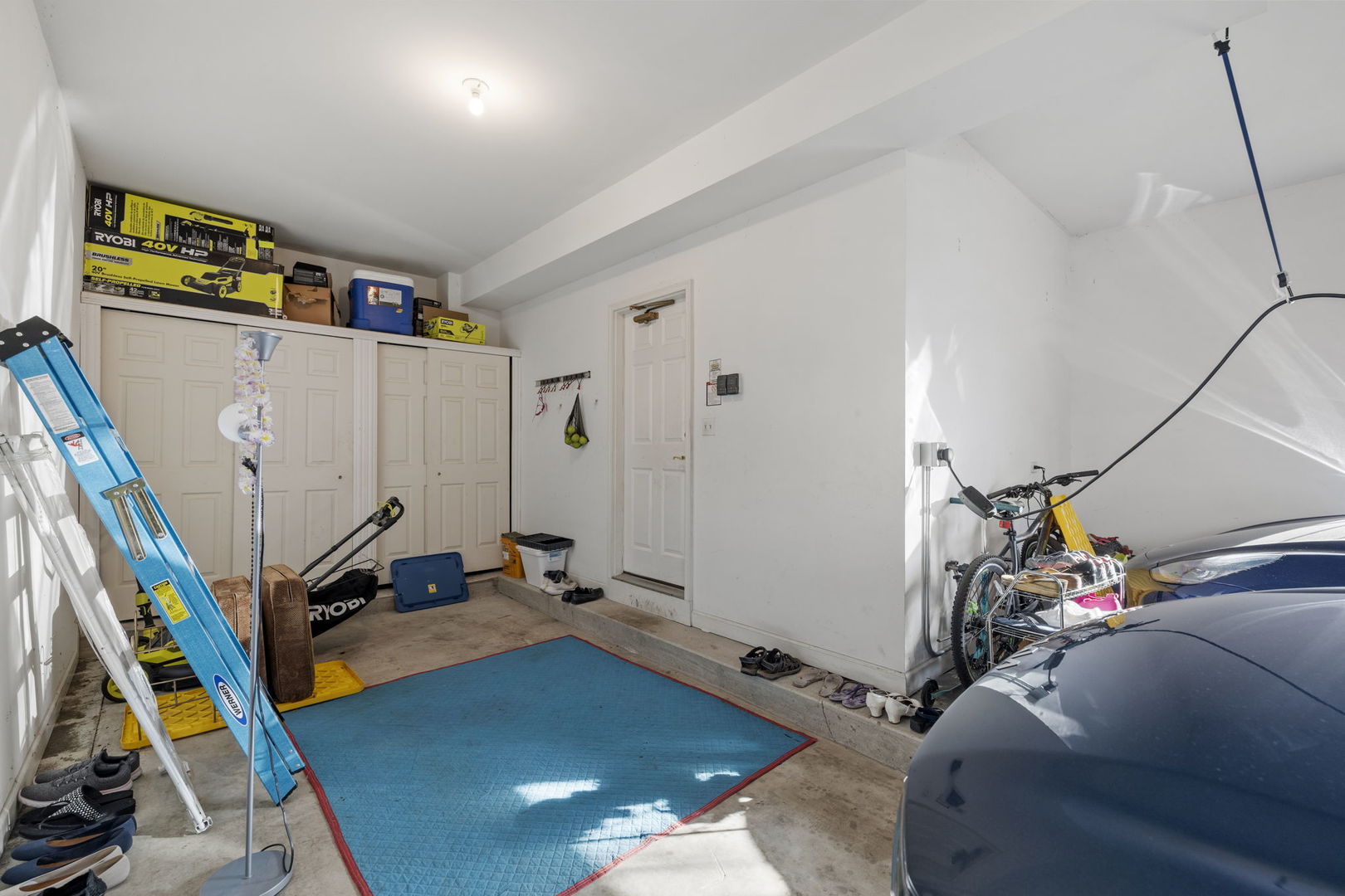 725 Heath Court, Westmont, IL 60559