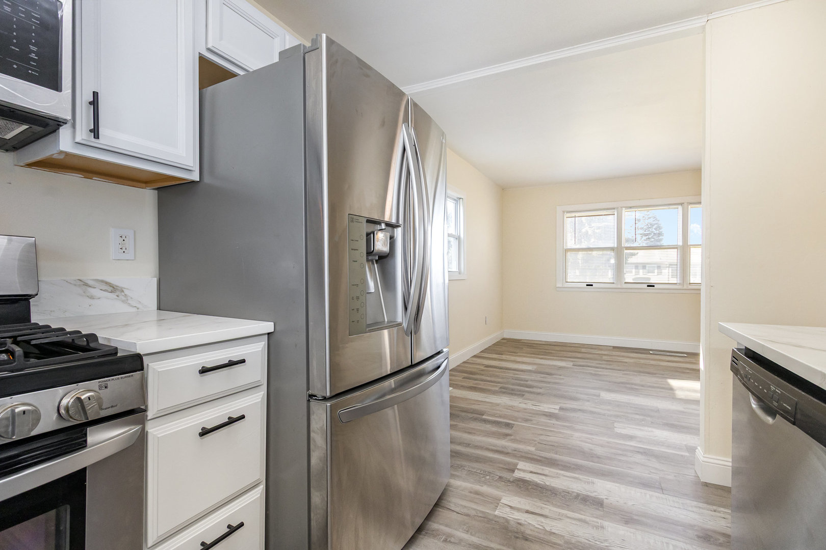 116 S Hammes Avenue, Joliet, IL 60436