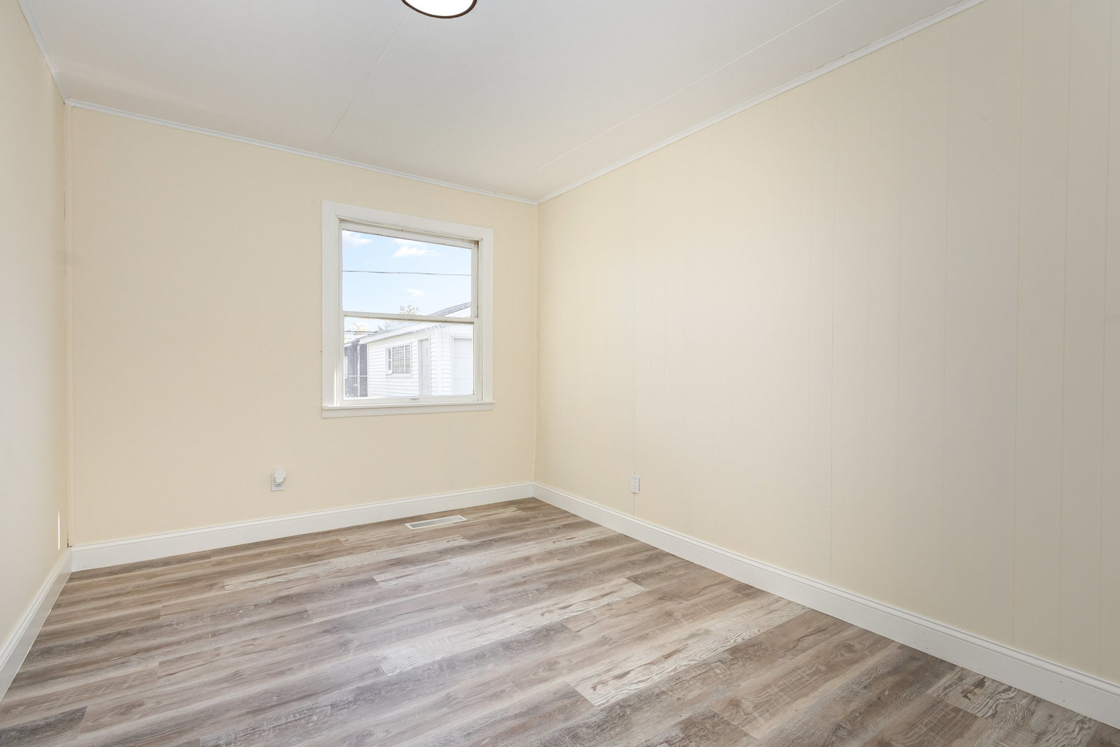 116 S Hammes Avenue, Joliet, IL 60436