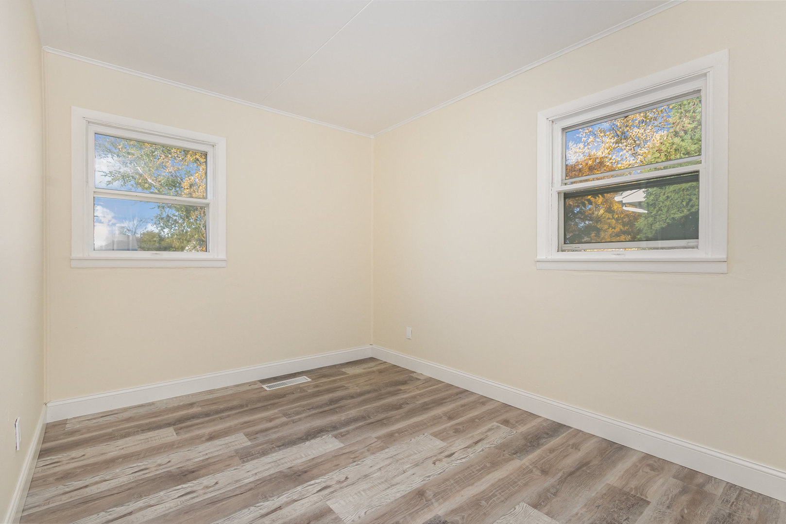 116 S Hammes Avenue, Joliet, IL 60436