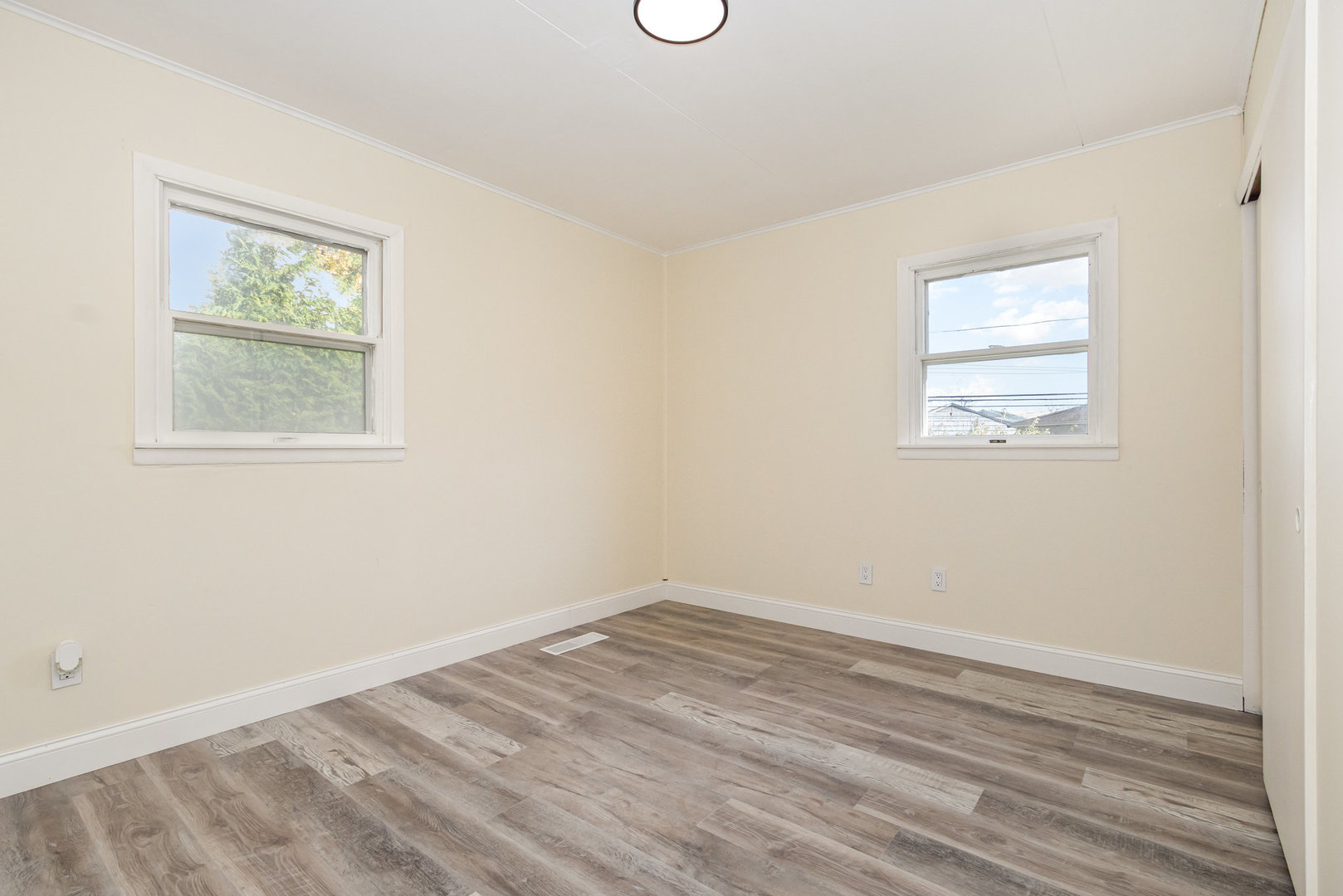 116 S Hammes Avenue, Joliet, IL 60436