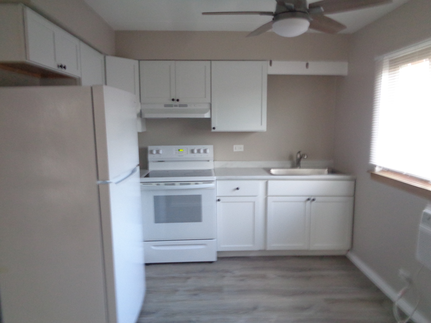 9644 S kedzie Avenue #1, Evergreen Park, IL 60805