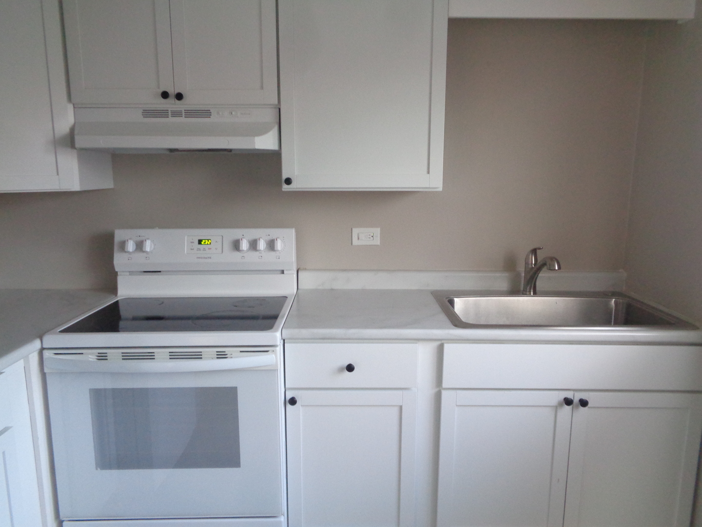 9644 S kedzie Avenue #1, Evergreen Park, IL 60805