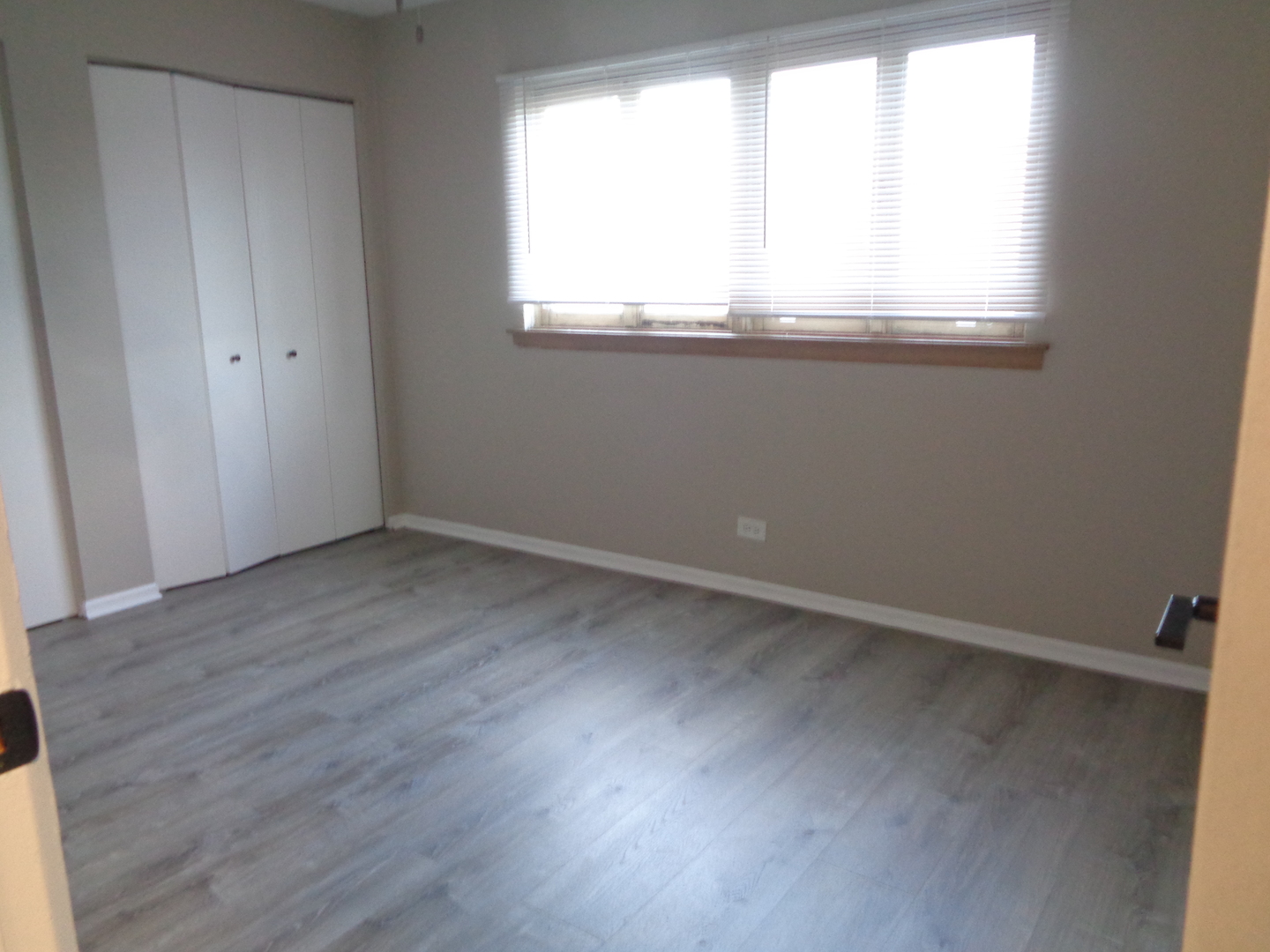 9644 S kedzie Avenue #1, Evergreen Park, IL 60805