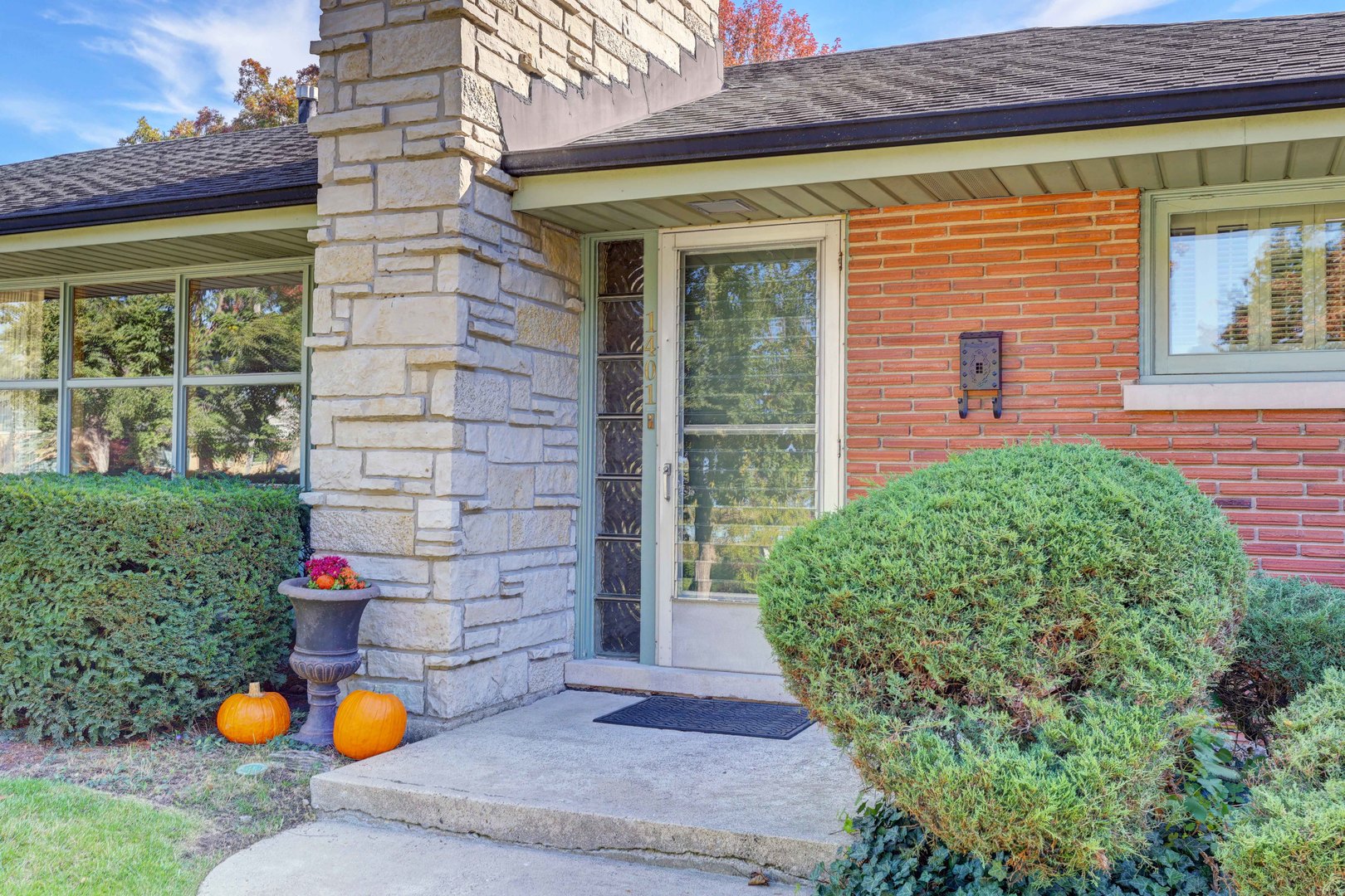 1401 Park Ridge Boulevard, Park Ridge, IL 60068