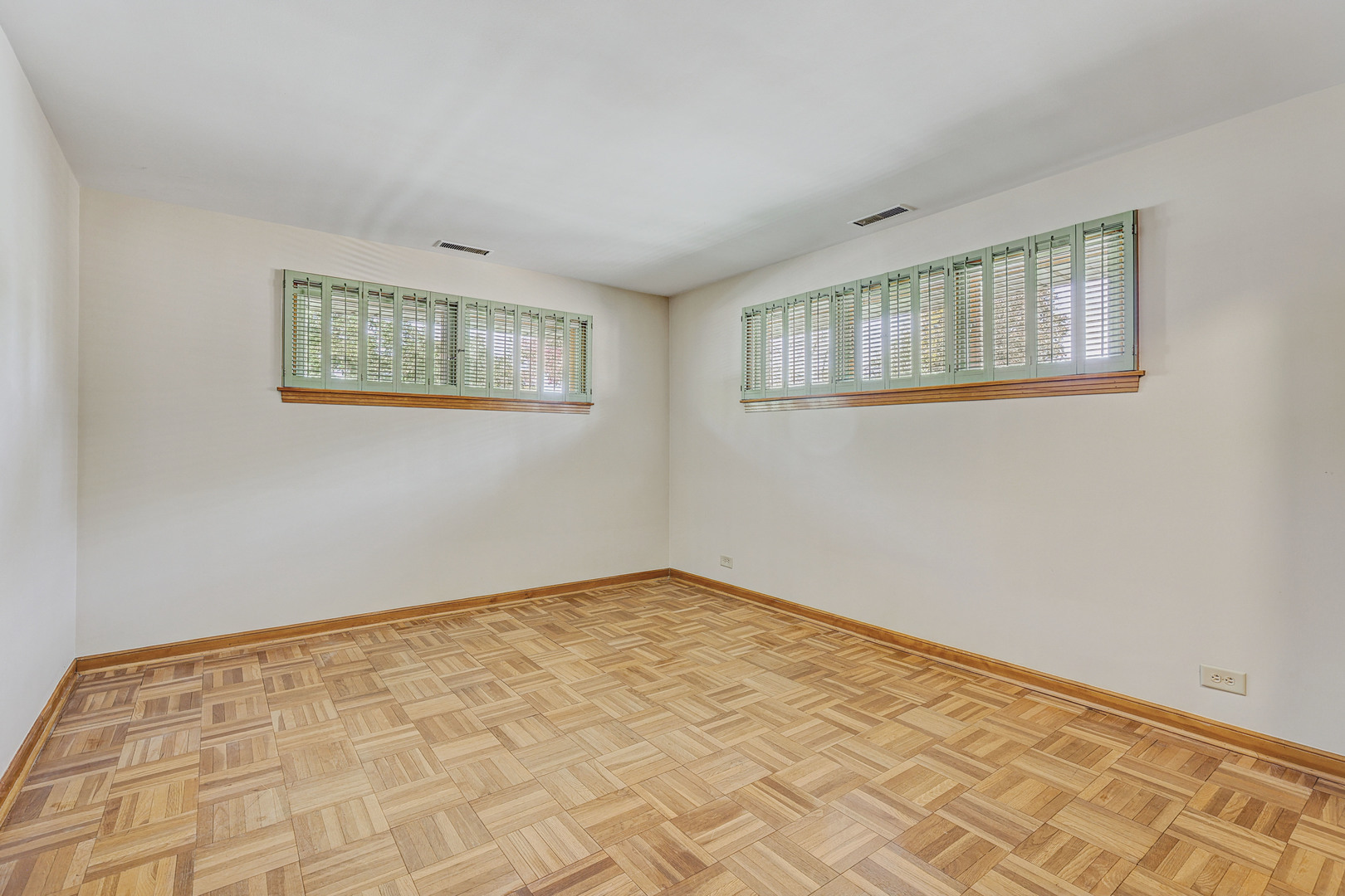 1401 Park Ridge Boulevard, Park Ridge, IL 60068