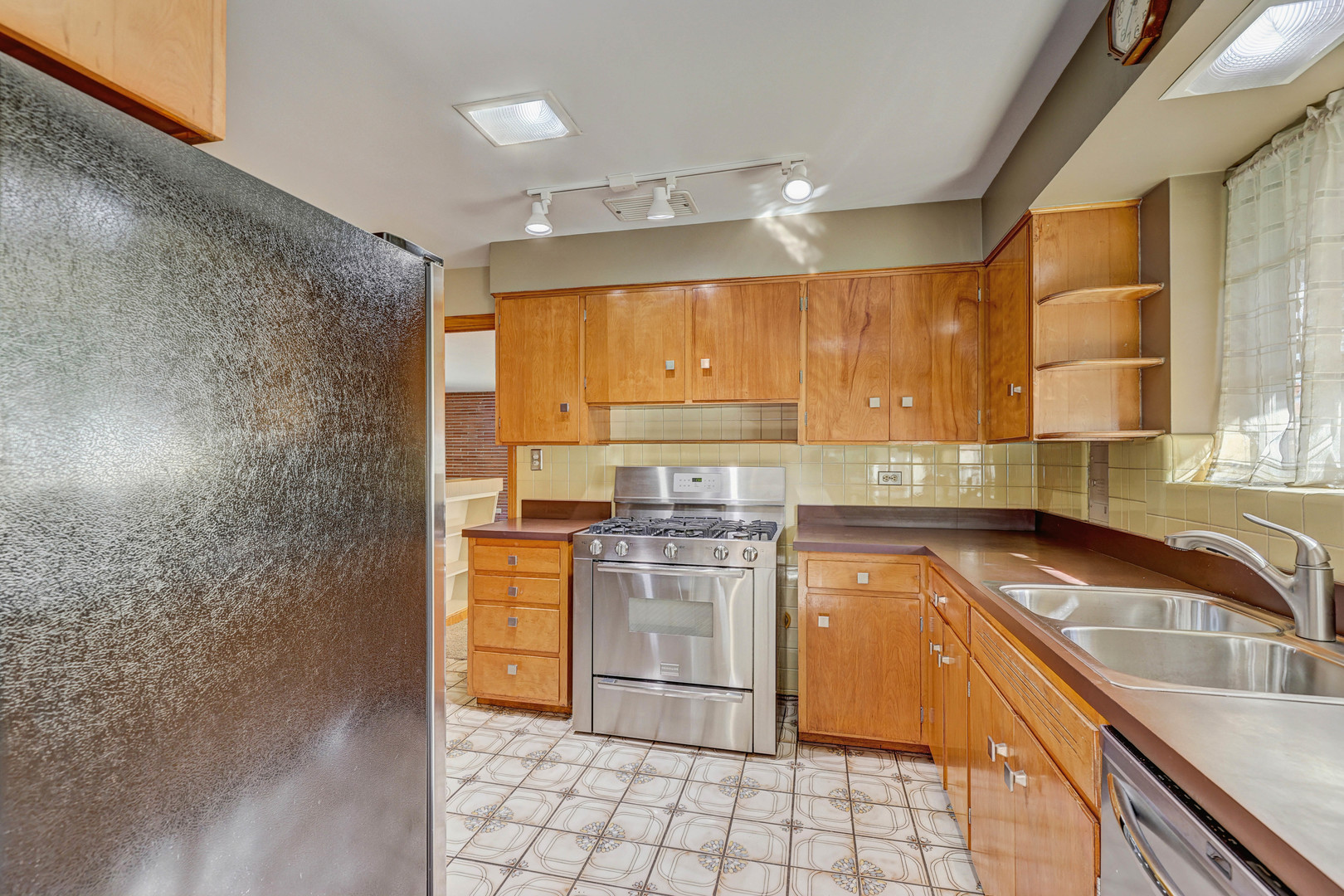 1401 Park Ridge Boulevard, Park Ridge, IL 60068