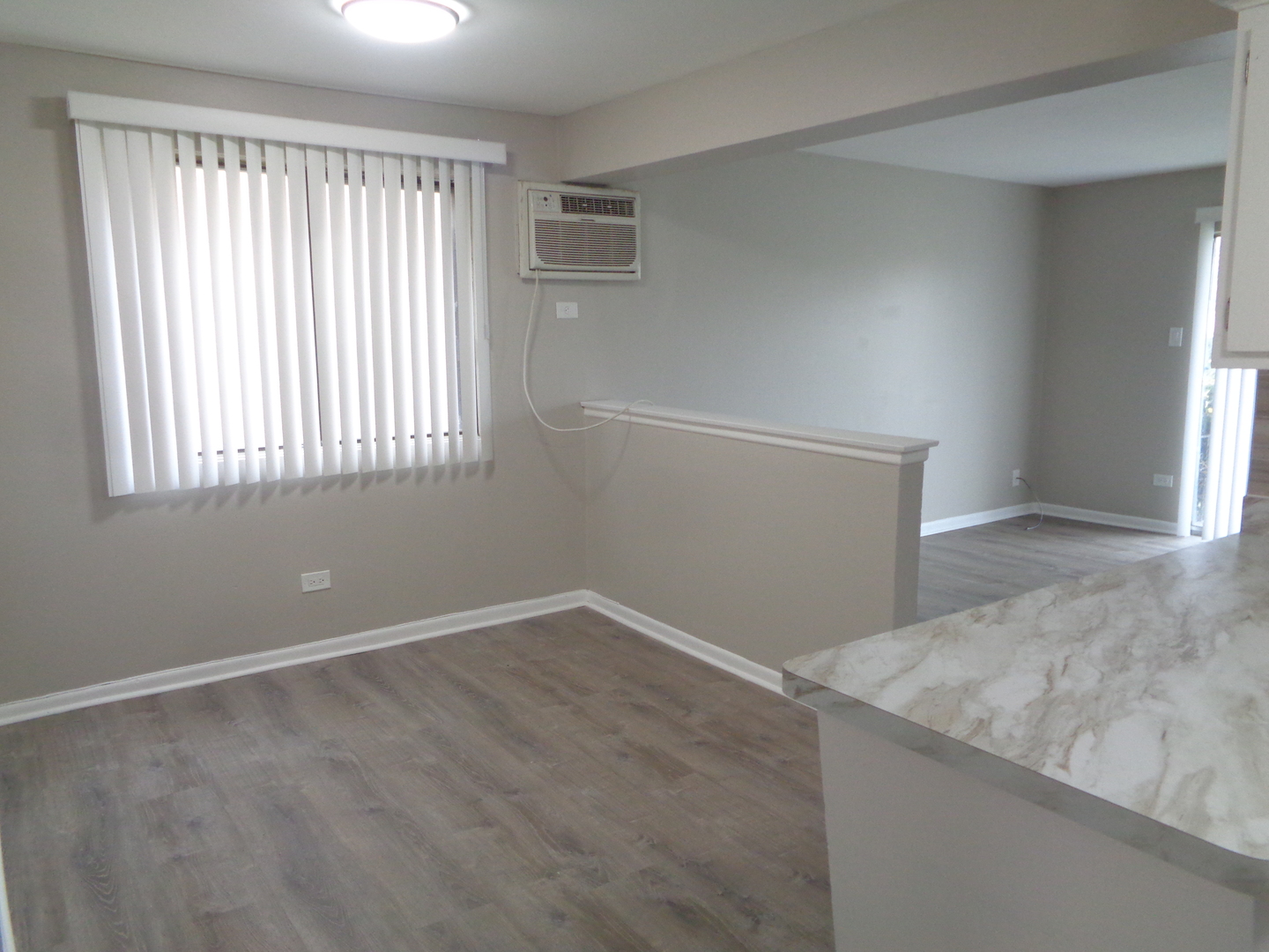 6045 S Marshall Avenue #1w, Chicago Ridge, IL 60415