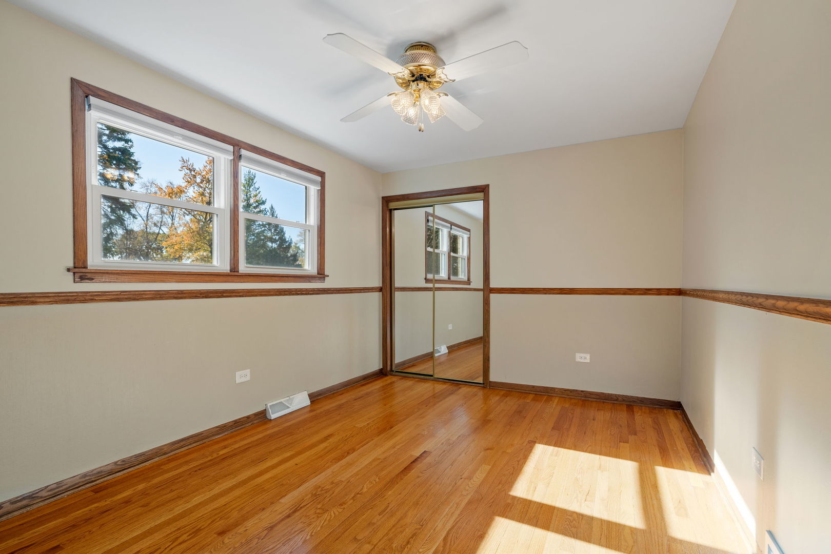 8519 Lorel Avenue, Burbank, IL 60459