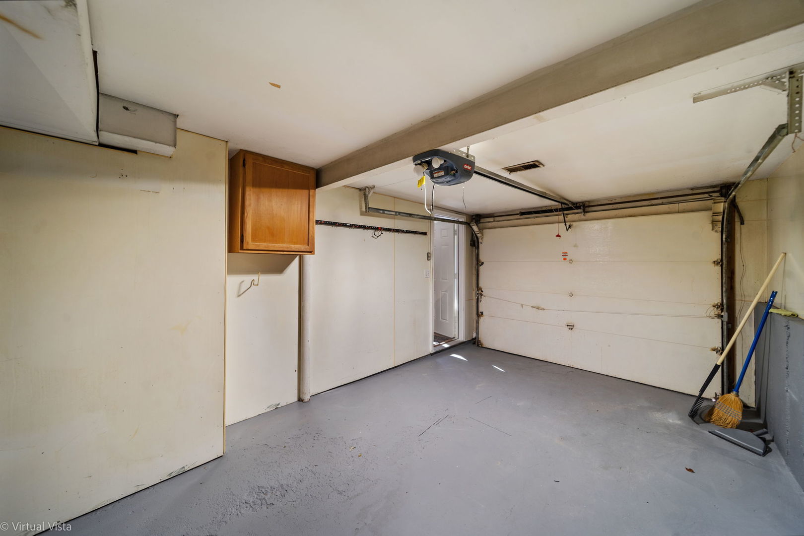 7209 Hawthorne Avenue, Woodridge, IL 60517